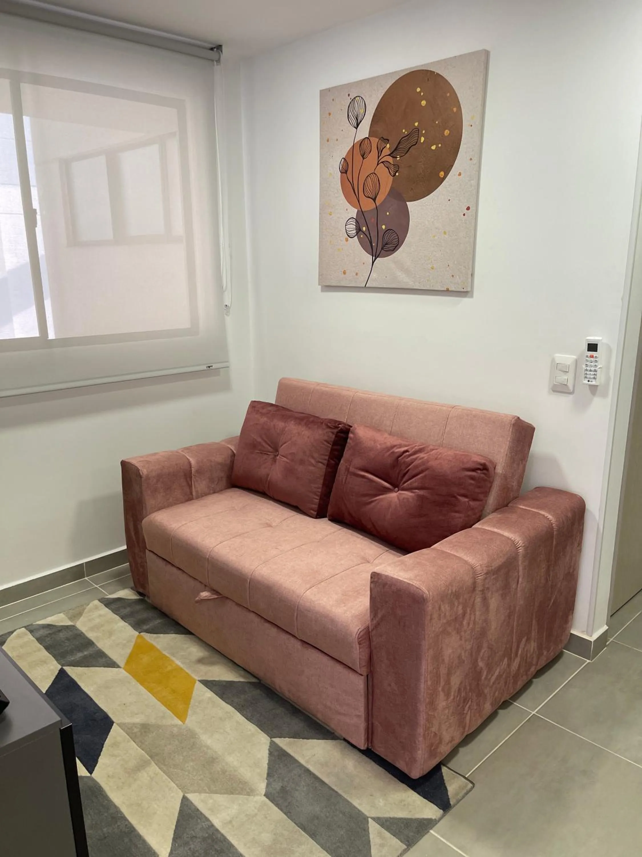 Living room in Acogedor apartamento cerca de clínica en F/blanca