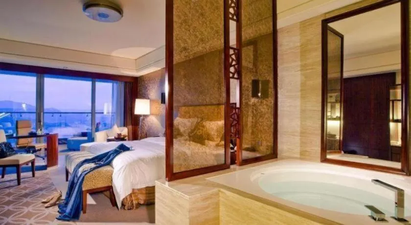 Bed in Shangyu International Hotel