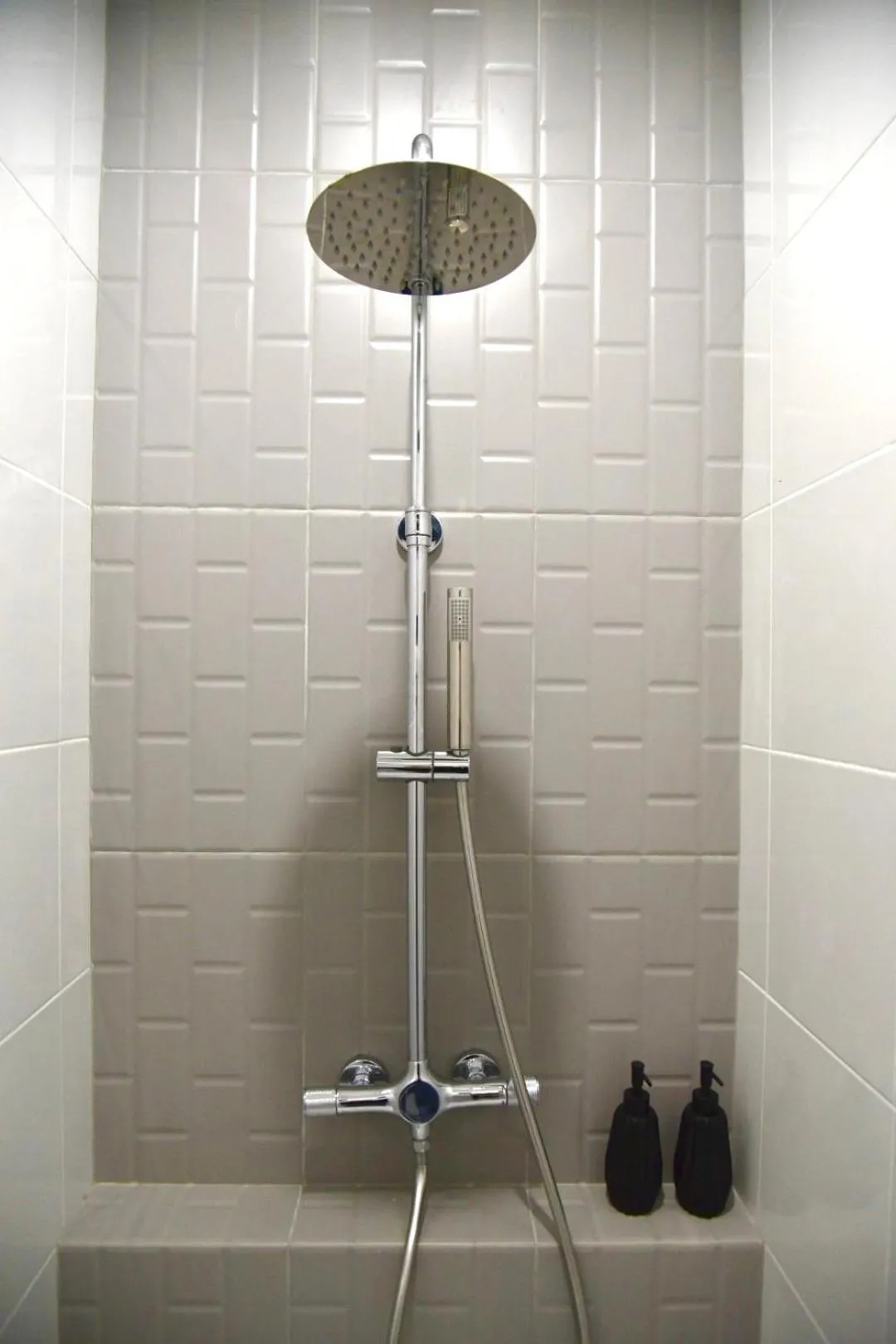 Shower in HAKKA Wellness Residence