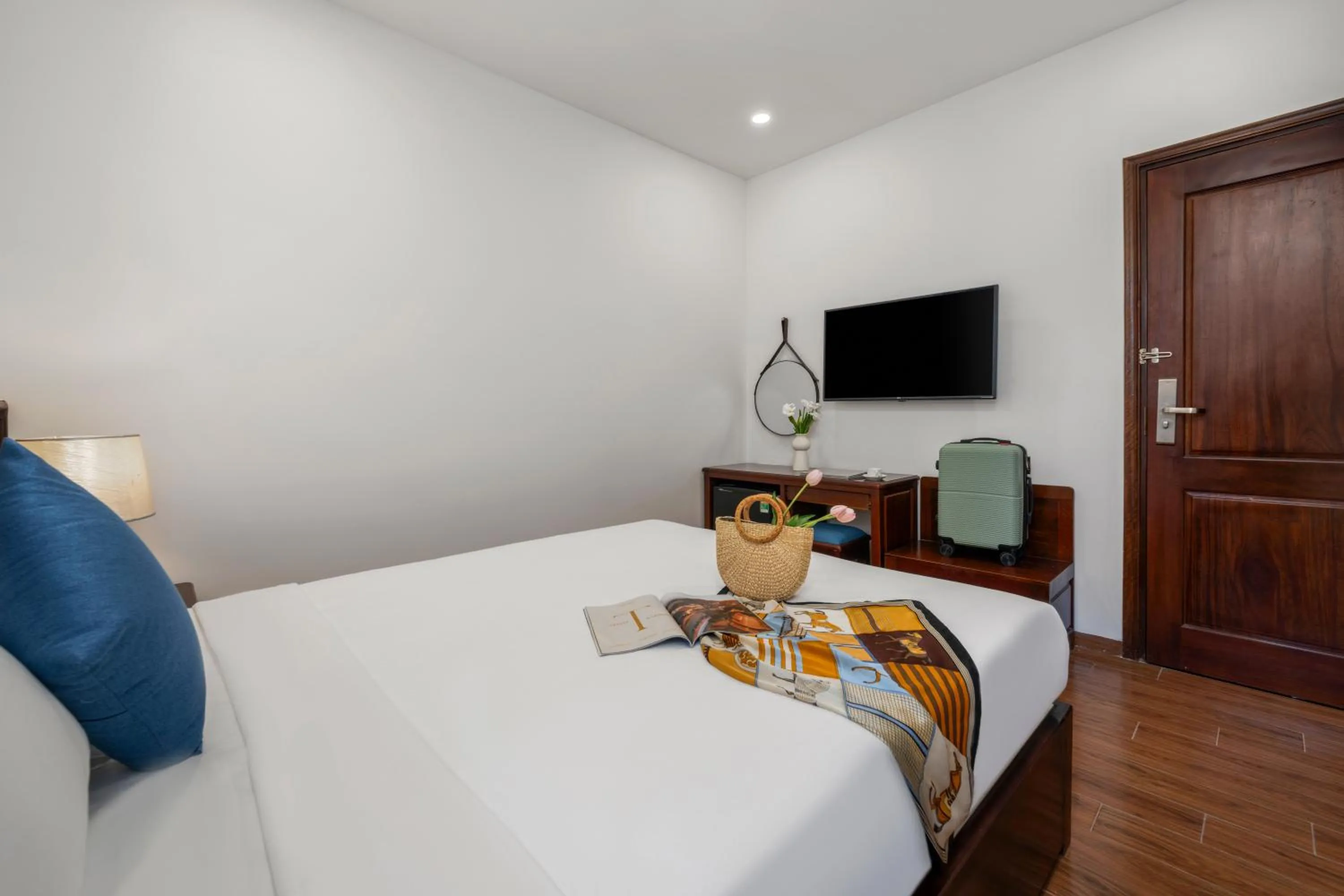 Bed in Sea Near Me Hotel Danang