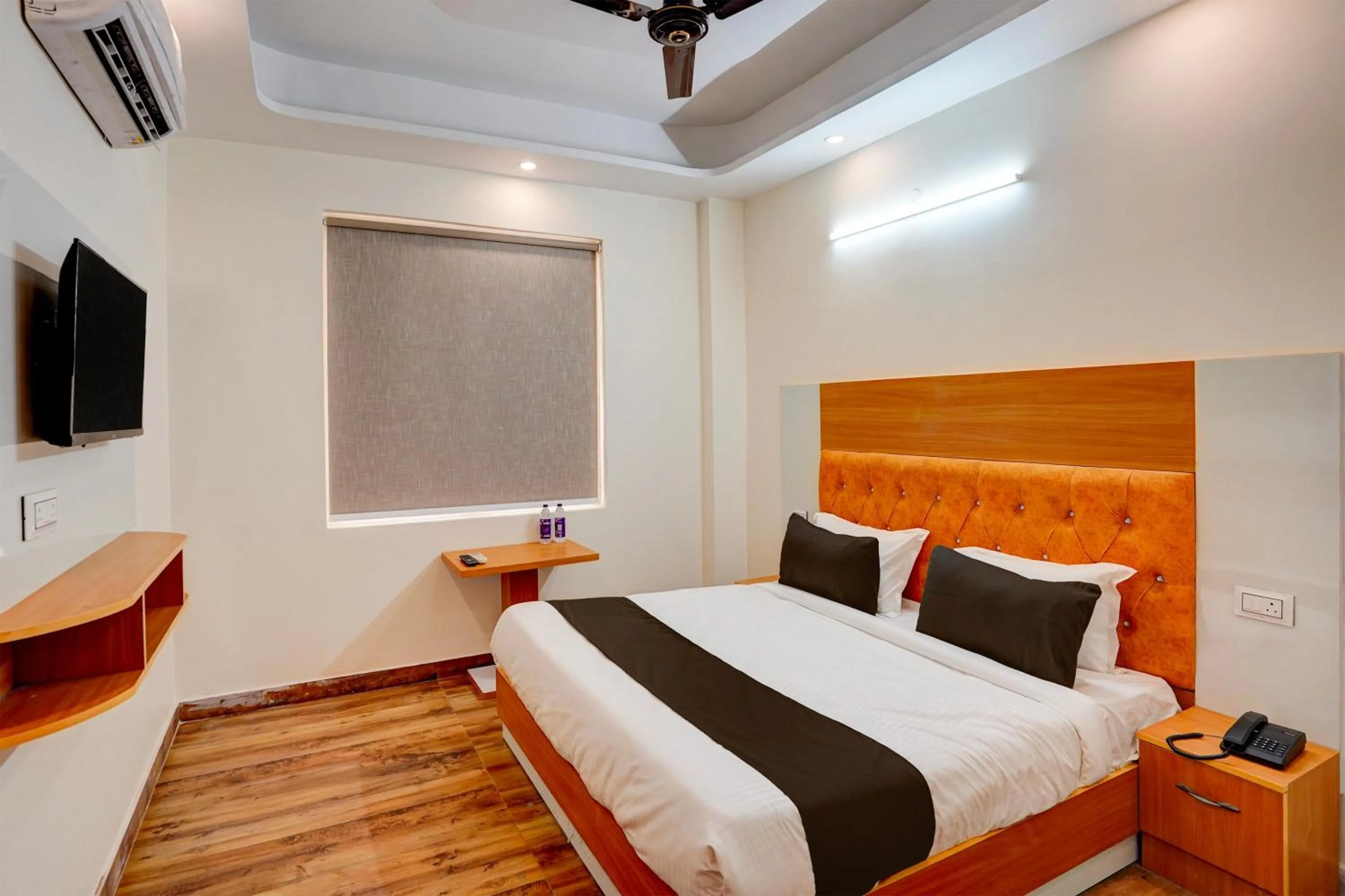 Bedroom, Bed in Hotel O Red Diamond Hotel