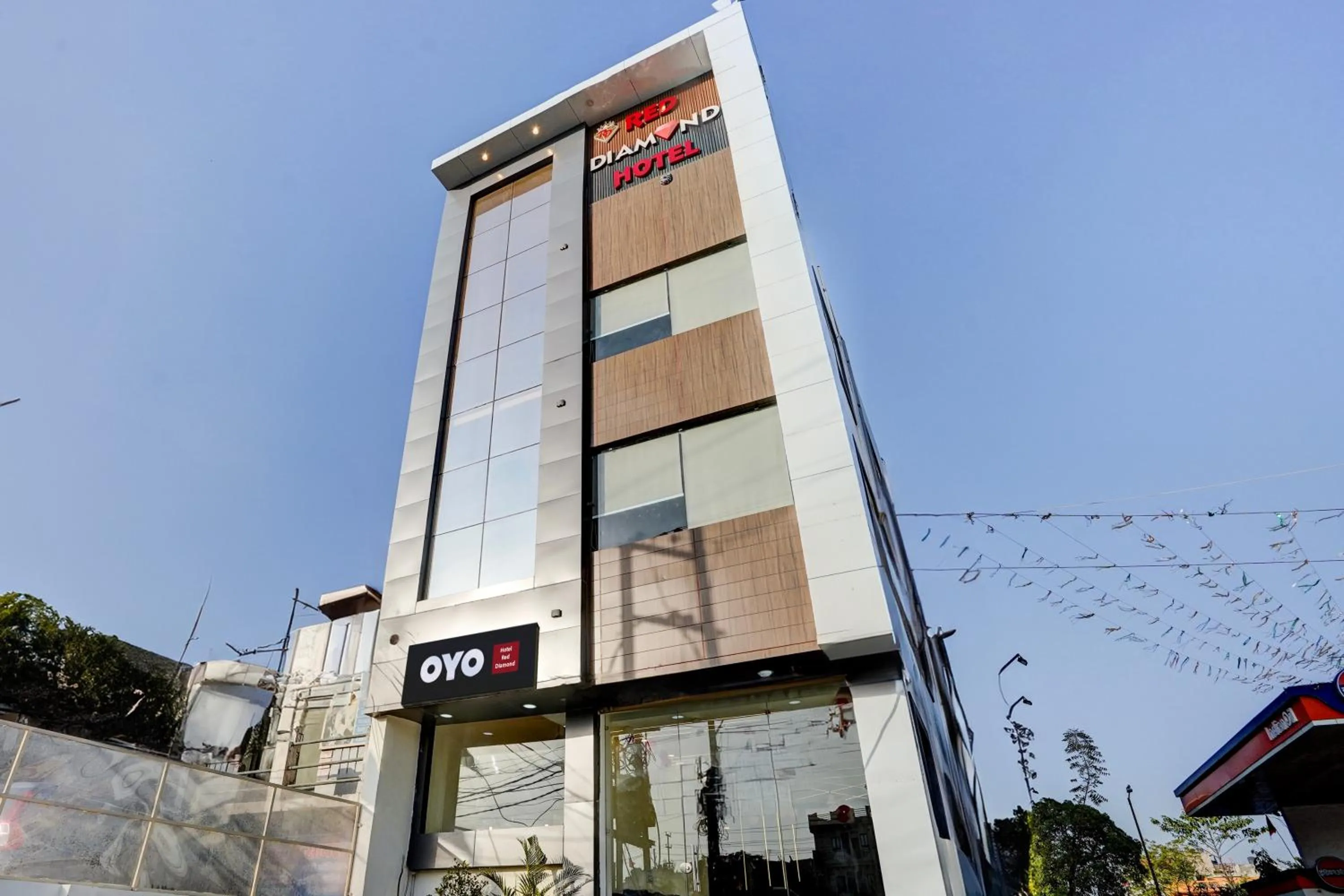 Facade/entrance in Hotel O Red Diamond Hotel