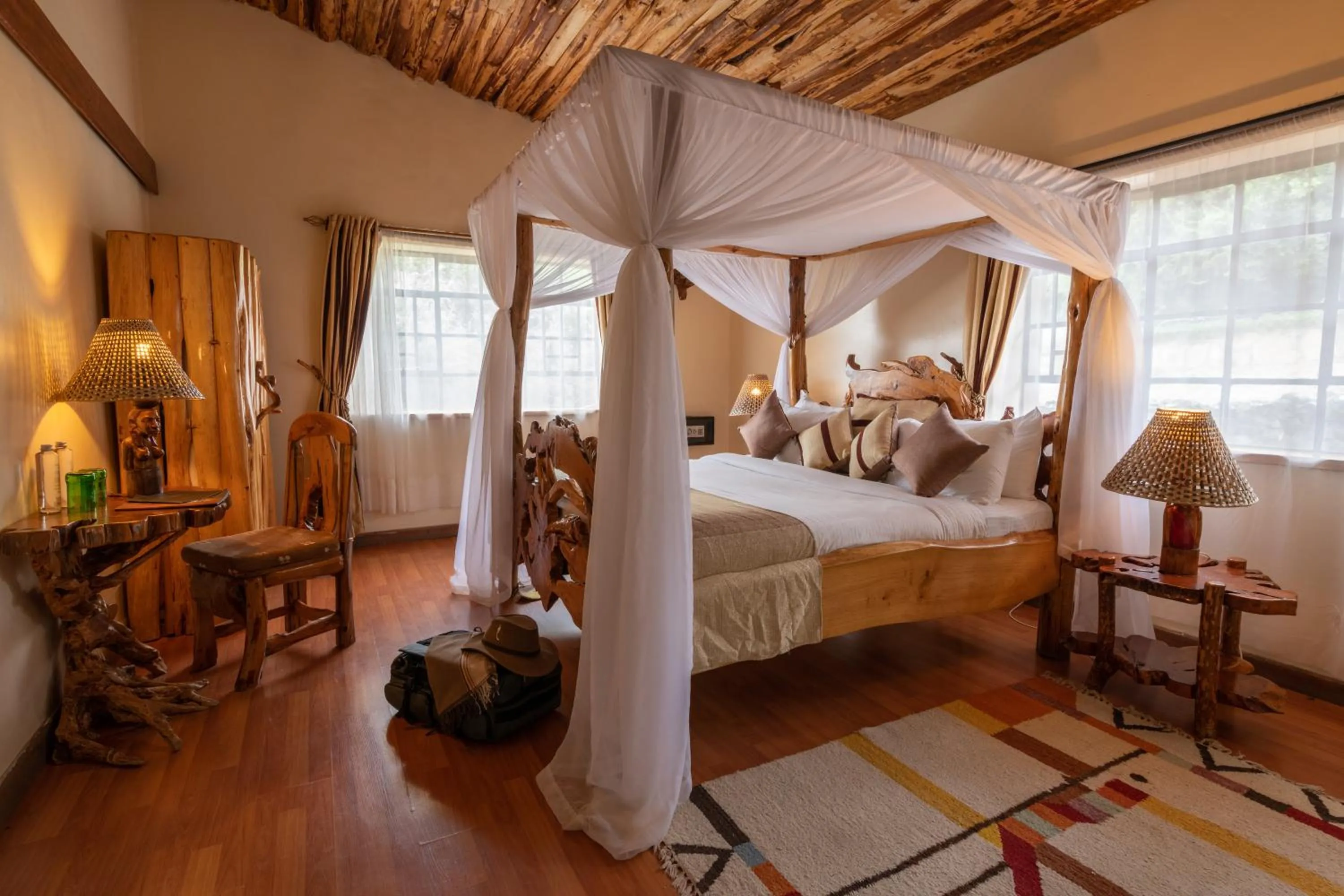 Bed in Naivasha Kongoni Lodge - Lakefront Getaway