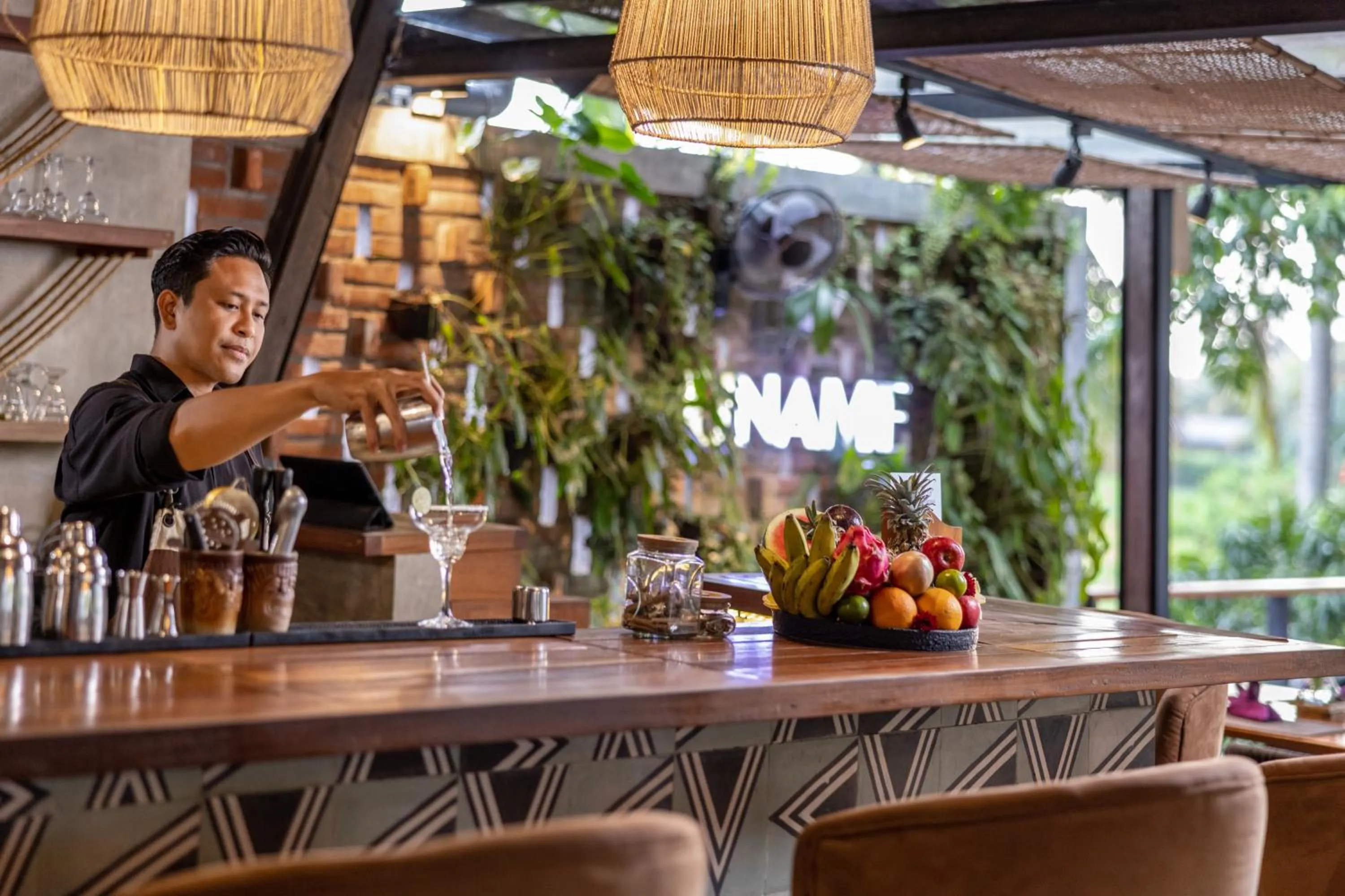 Restaurant/places to eat in Berlima Wooden Lodge by GenuineHost