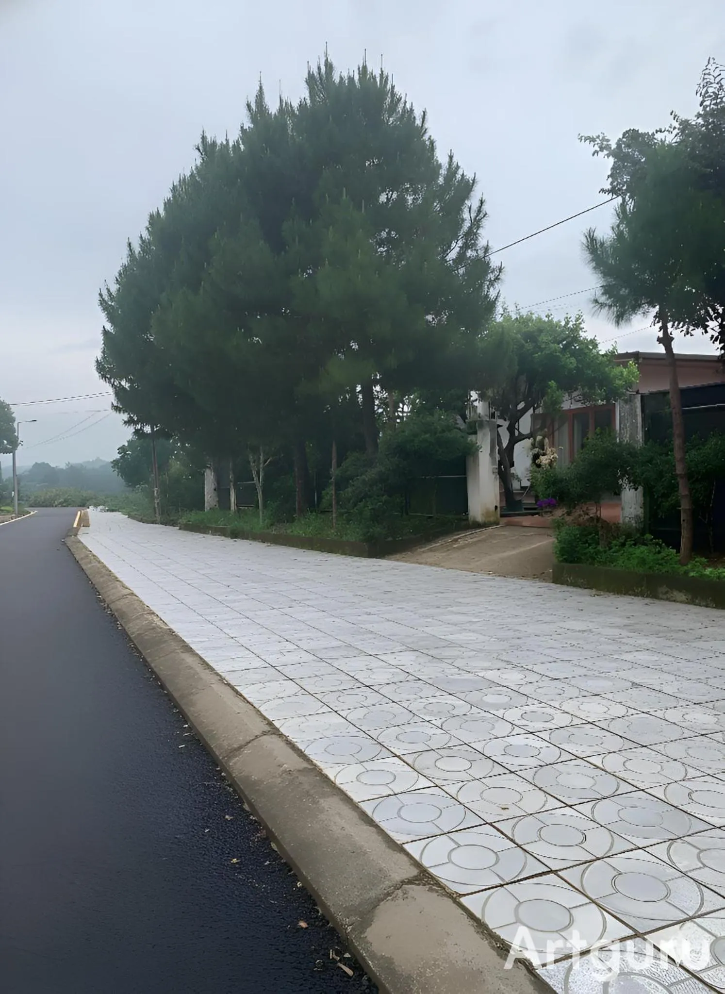 Off site in Pin's House