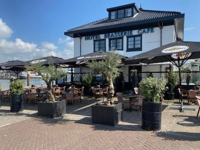 Havenhotel At Sea Texel