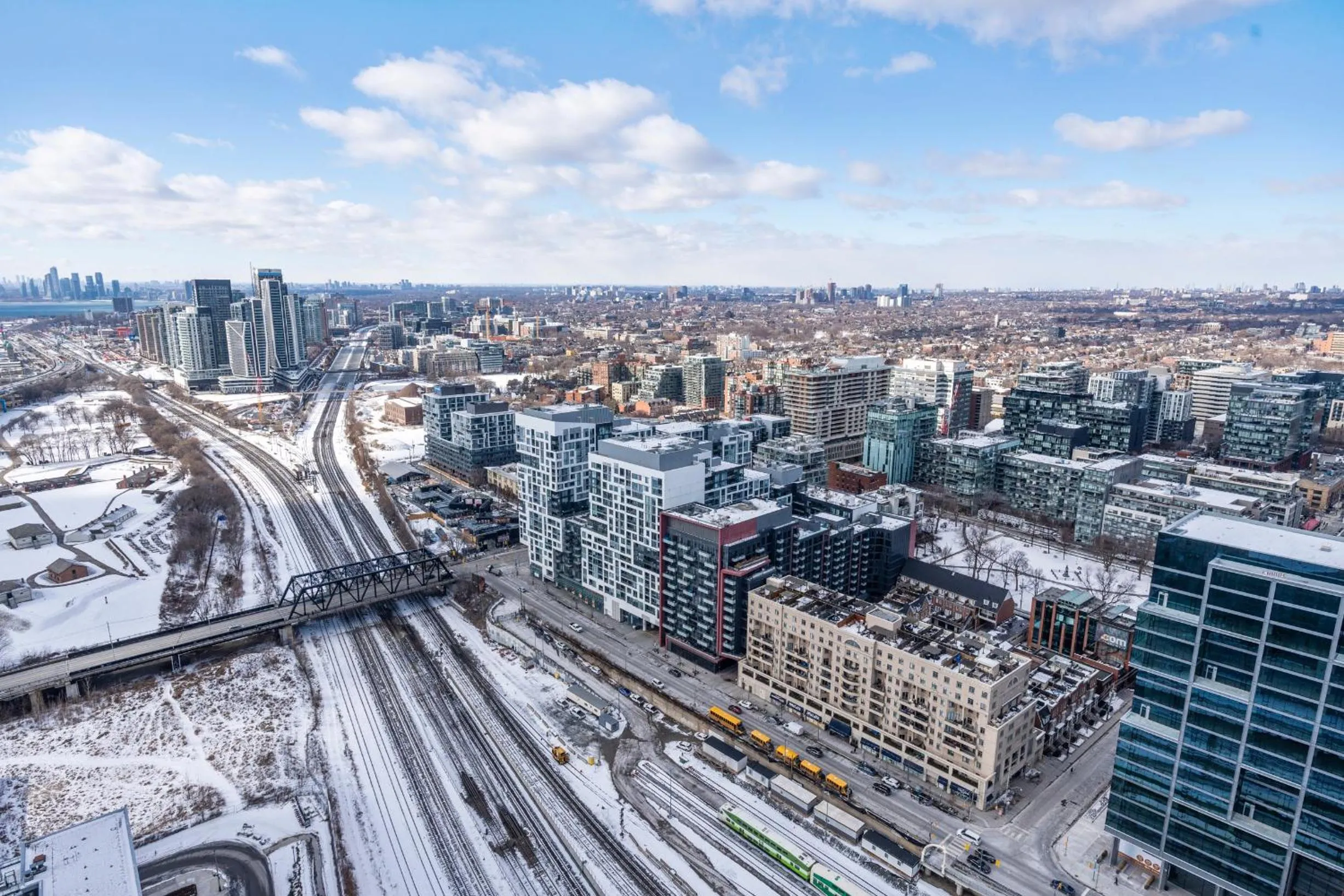 Day in GLOBALSTAY Elegant Downtown Apartments
