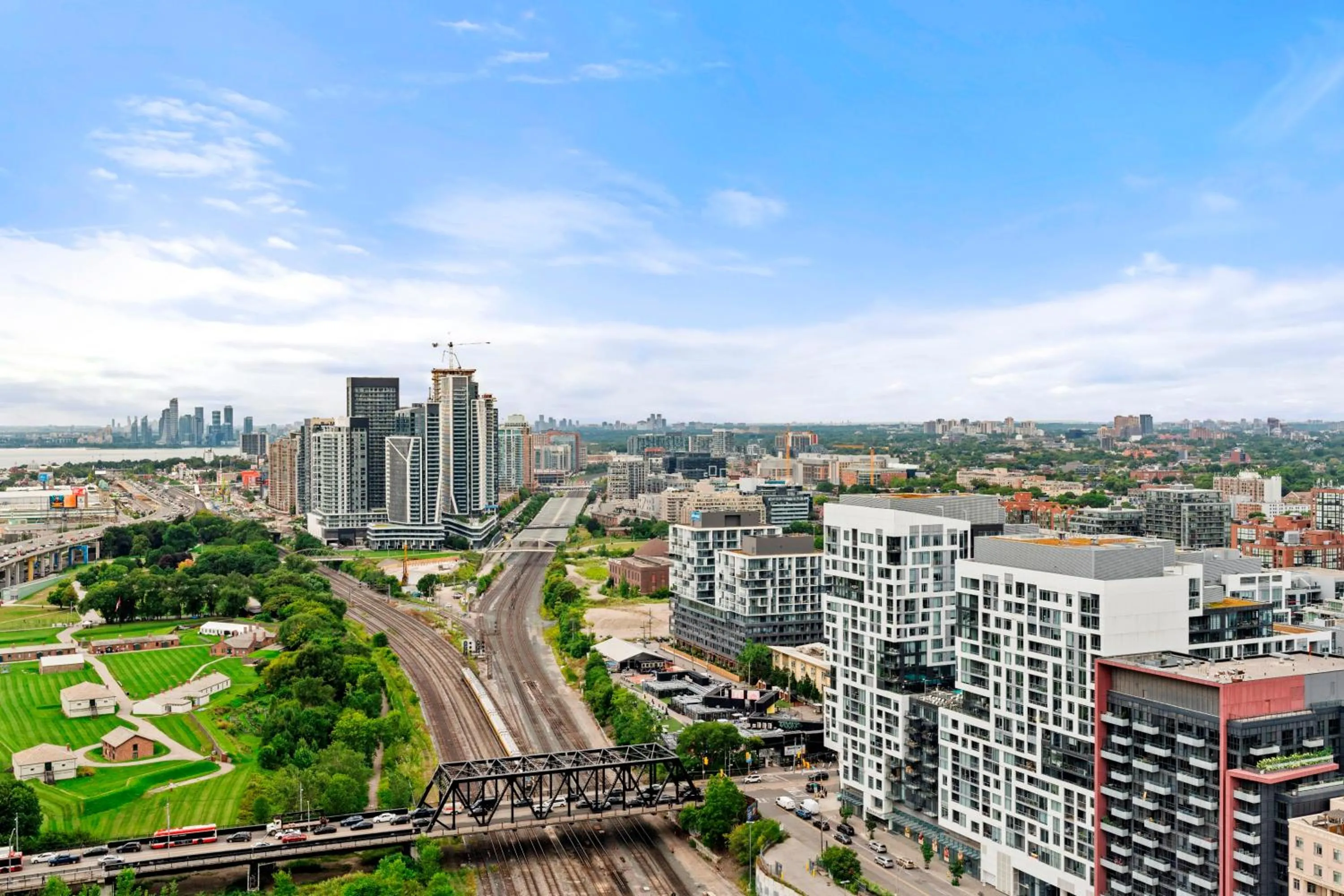 City view in GLOBALSTAY Elegant Downtown Apartments