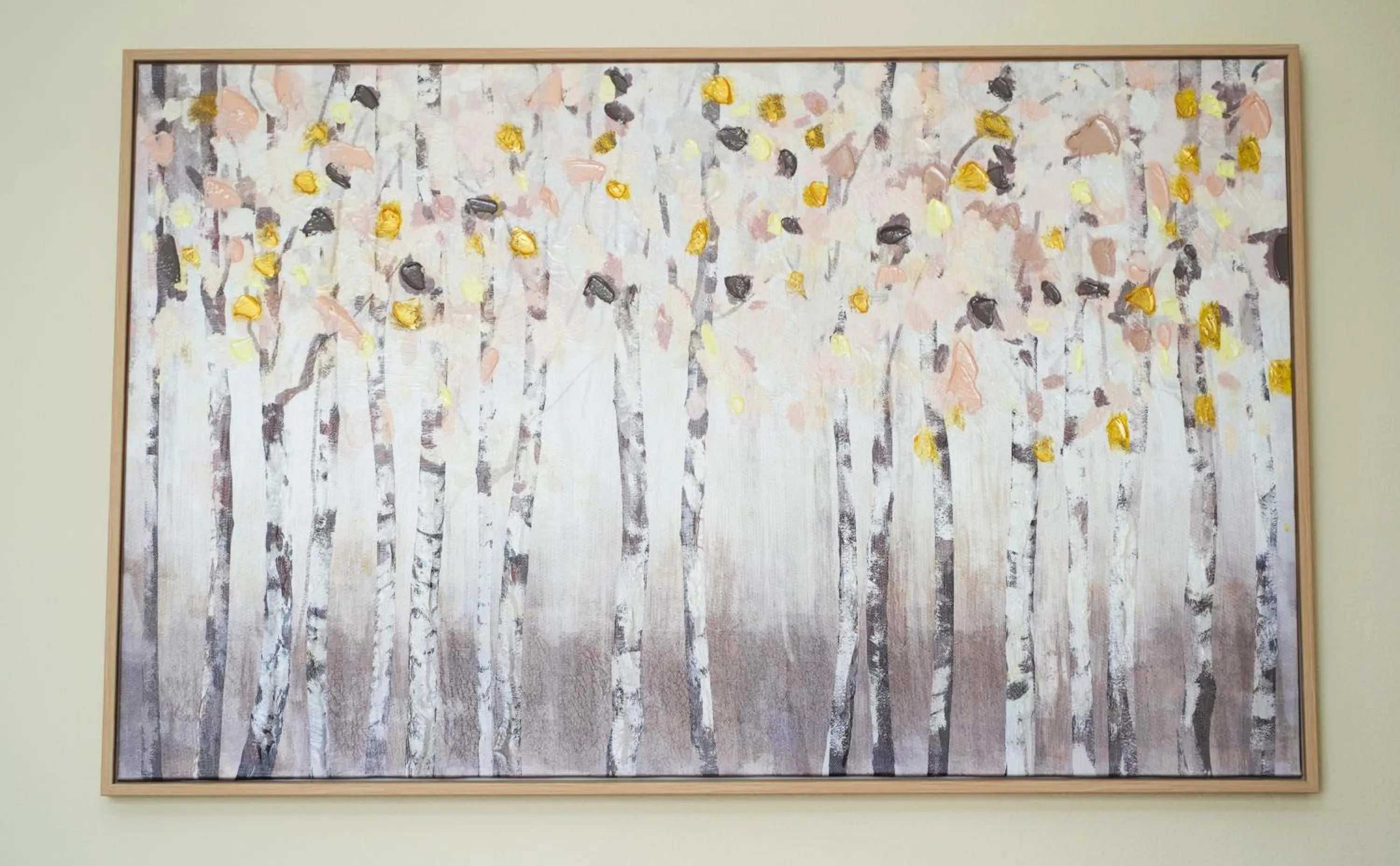 Decorative detail in Saranda Waterside Apartments