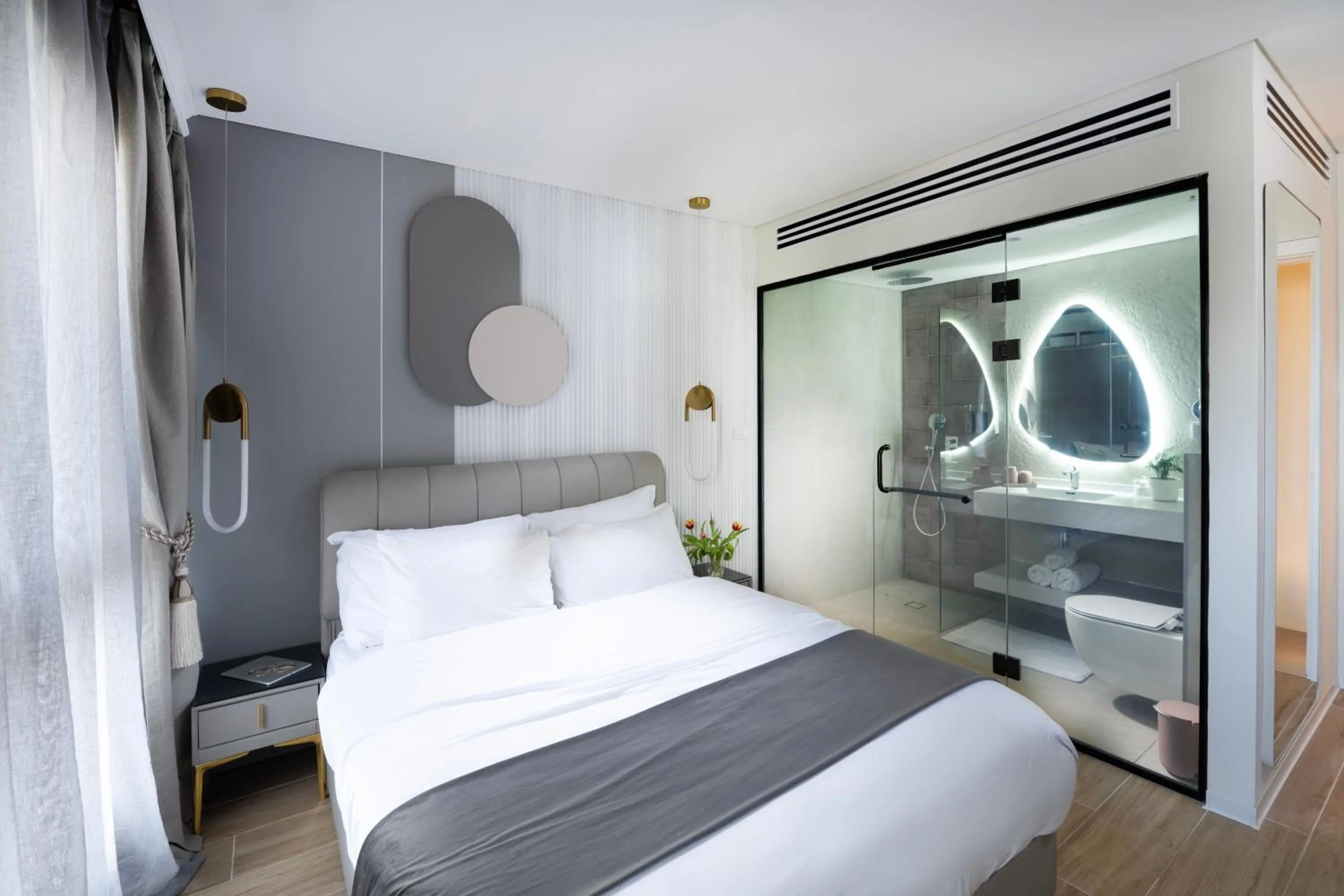 Bed in Allenbeach TLV- apart Hotel- Adults only