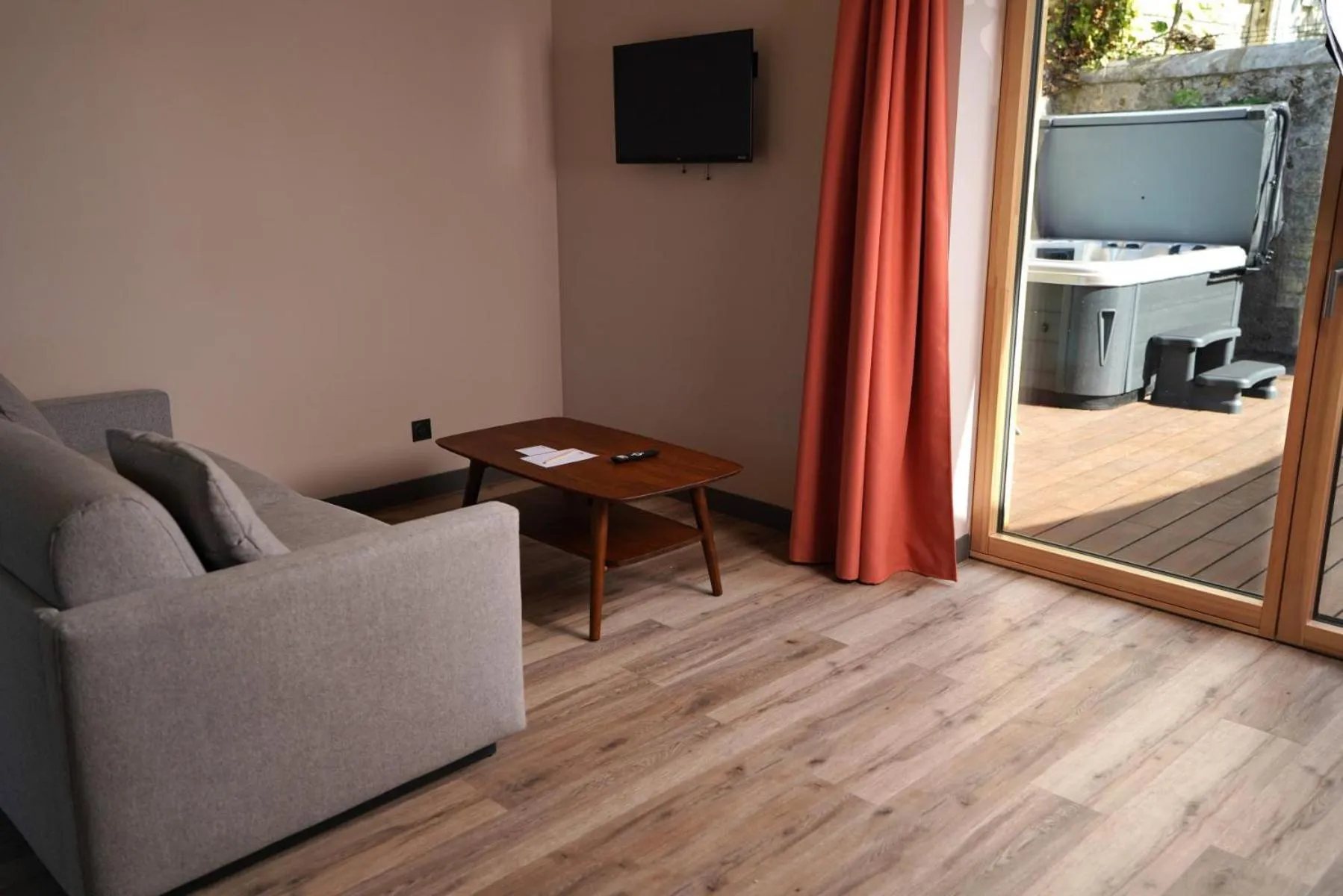 Bedroom in La Maison Rabelais