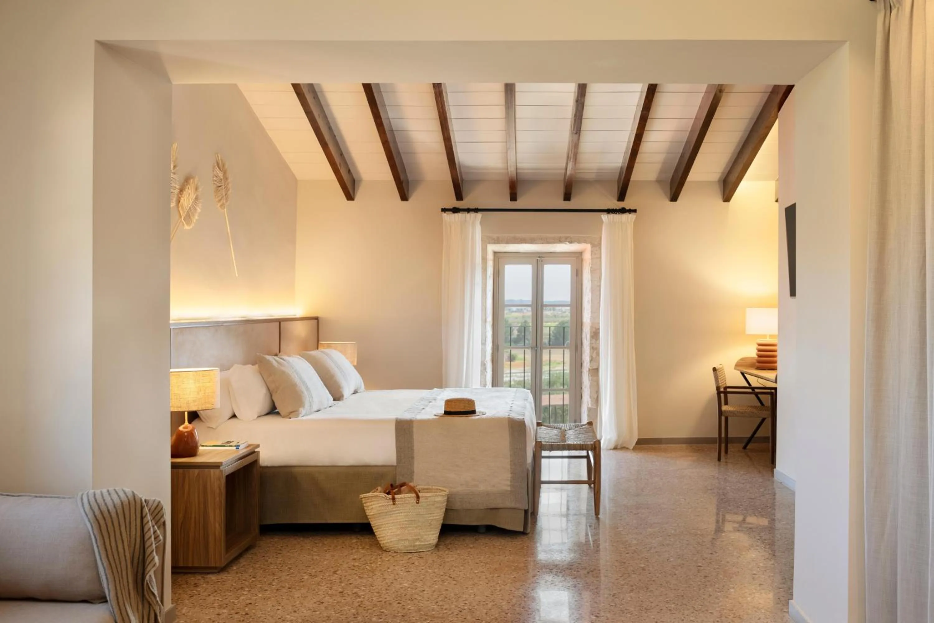 Photo of the whole room, Bed in Son Sabater by Zafiro