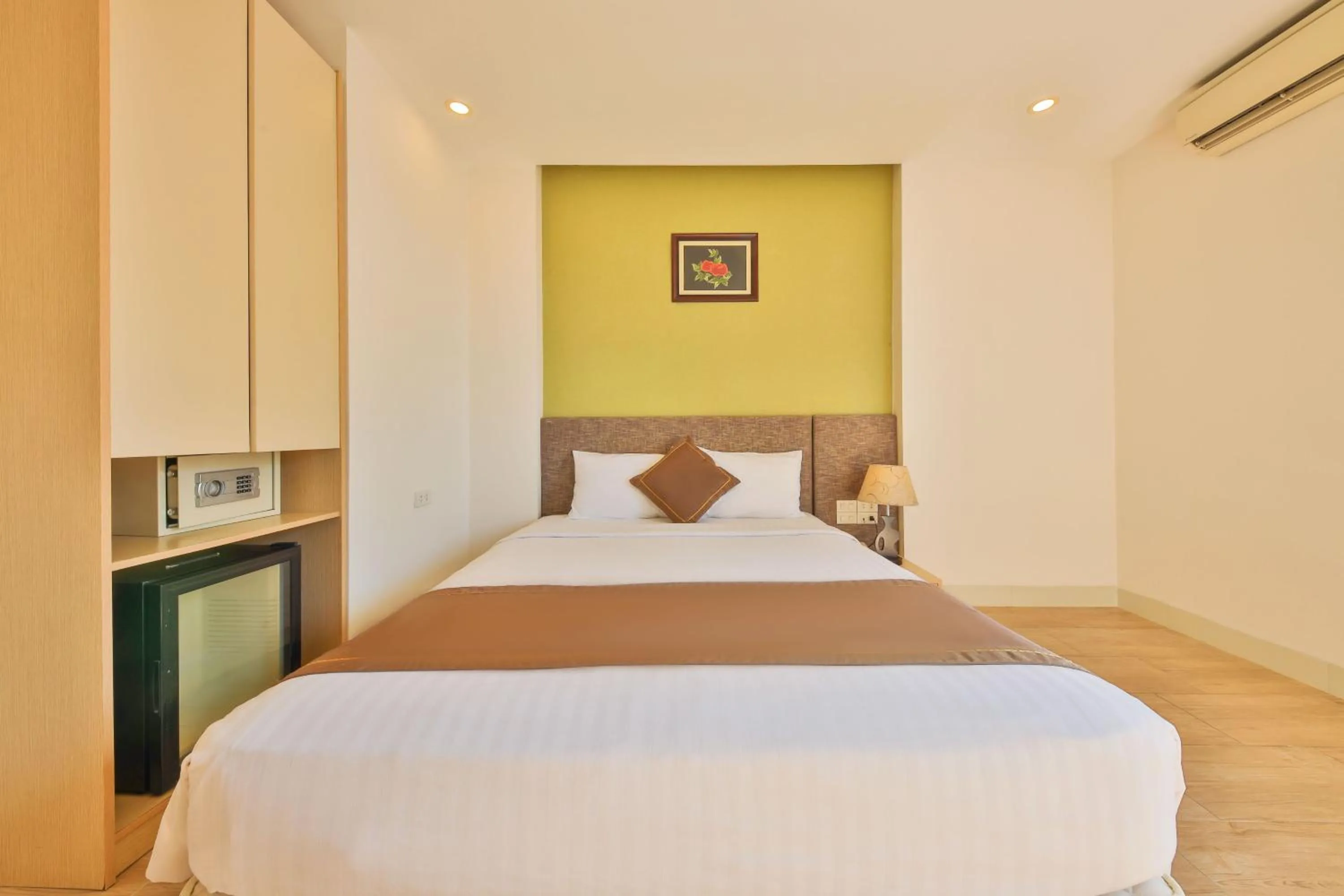 Bed in Daisy Flower Nha Trang