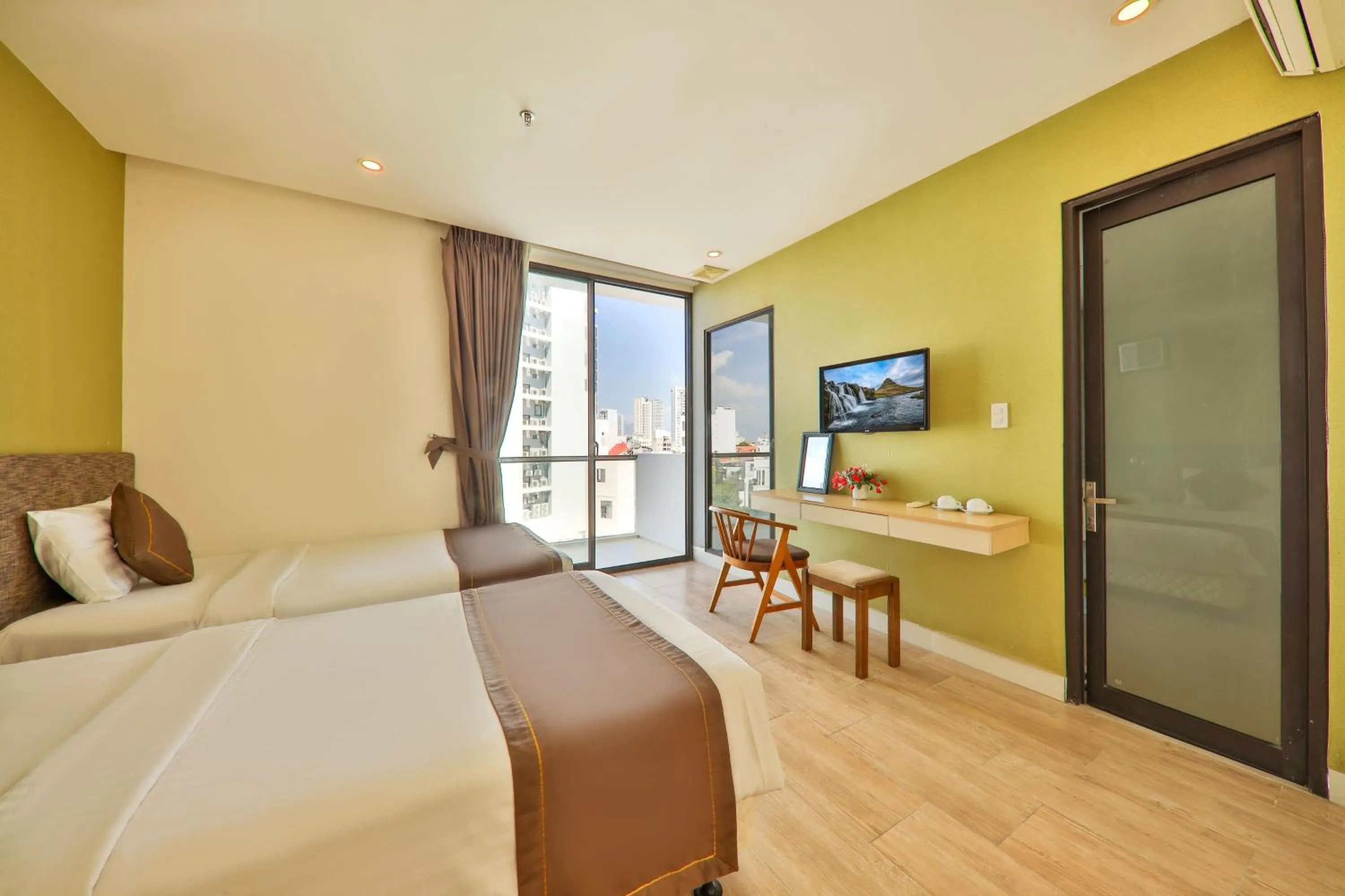 Bed in Daisy Flower Nha Trang