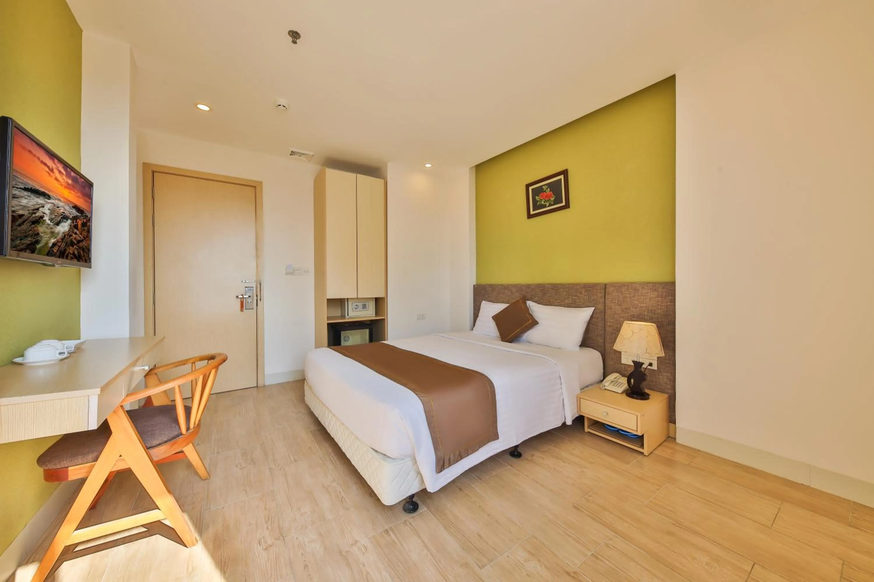 Bed in Daisy Flower Nha Trang