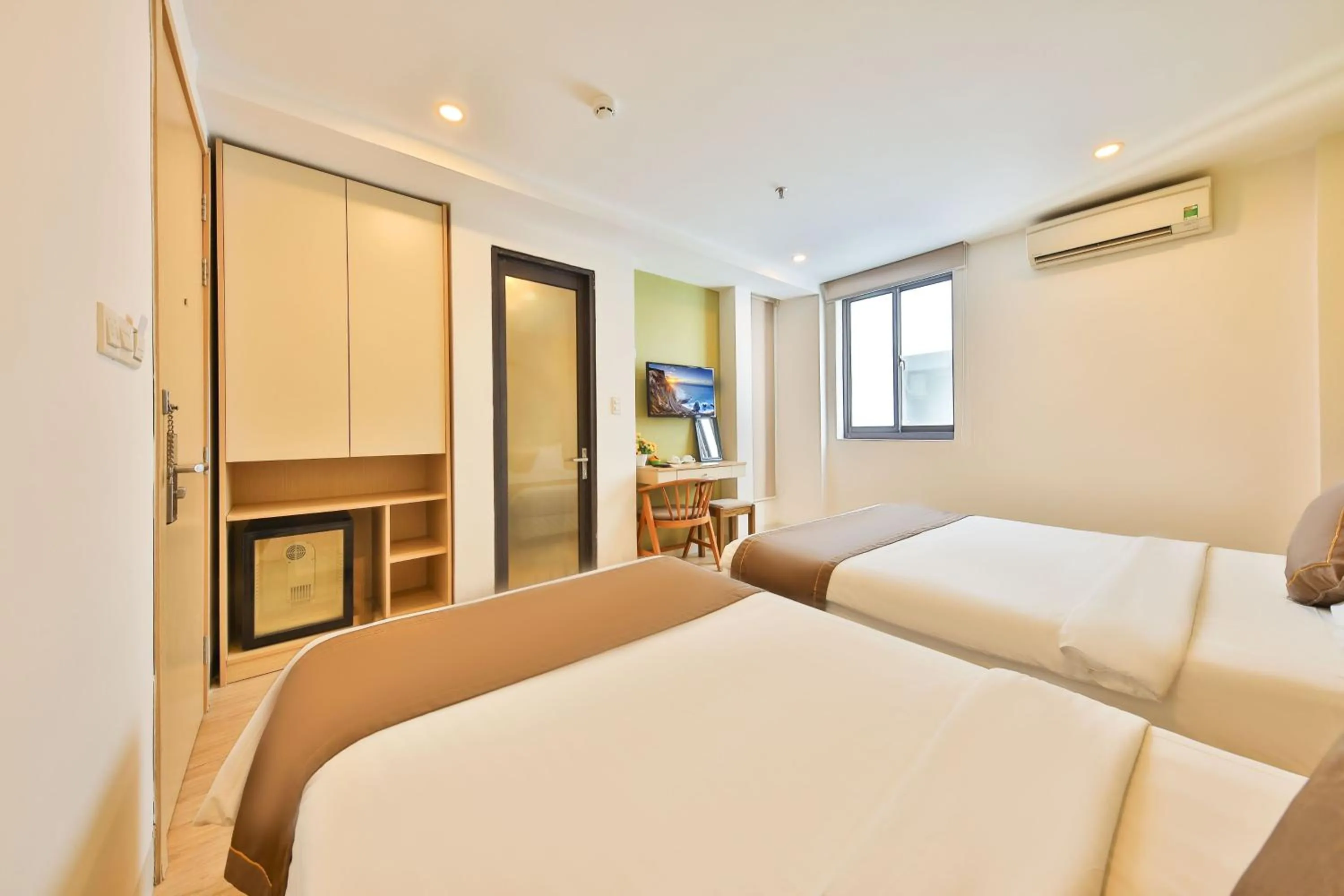 Bed in Daisy Flower Nha Trang