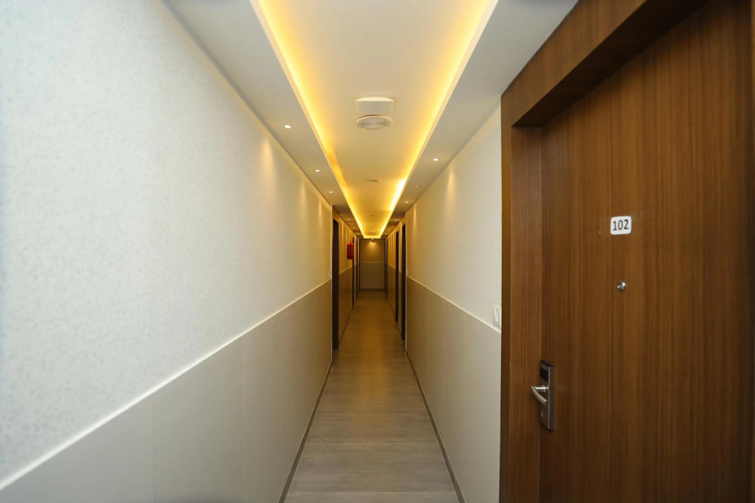 Lobby or reception in Silverkey Hotel Yelahanka