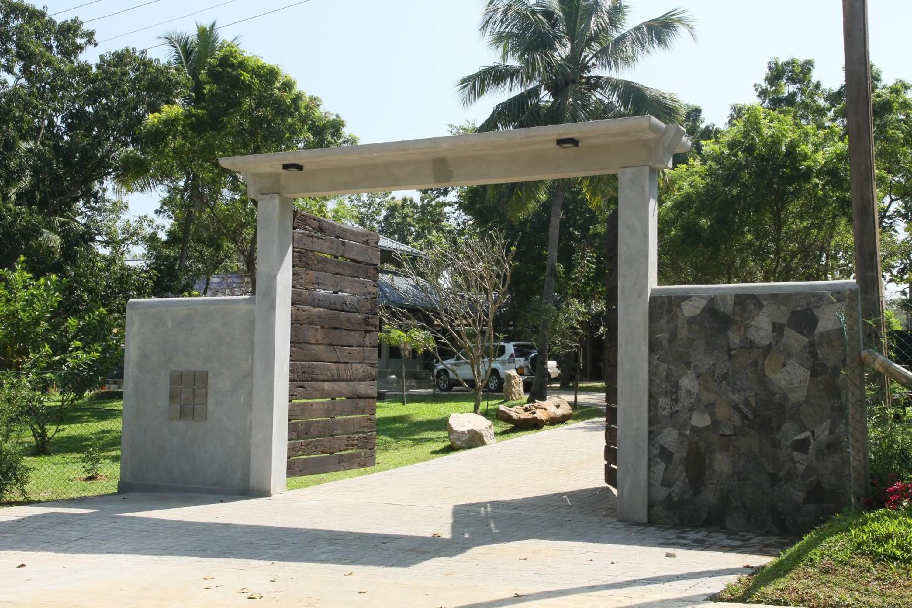 Nil Diya Mankada Safari Lodge