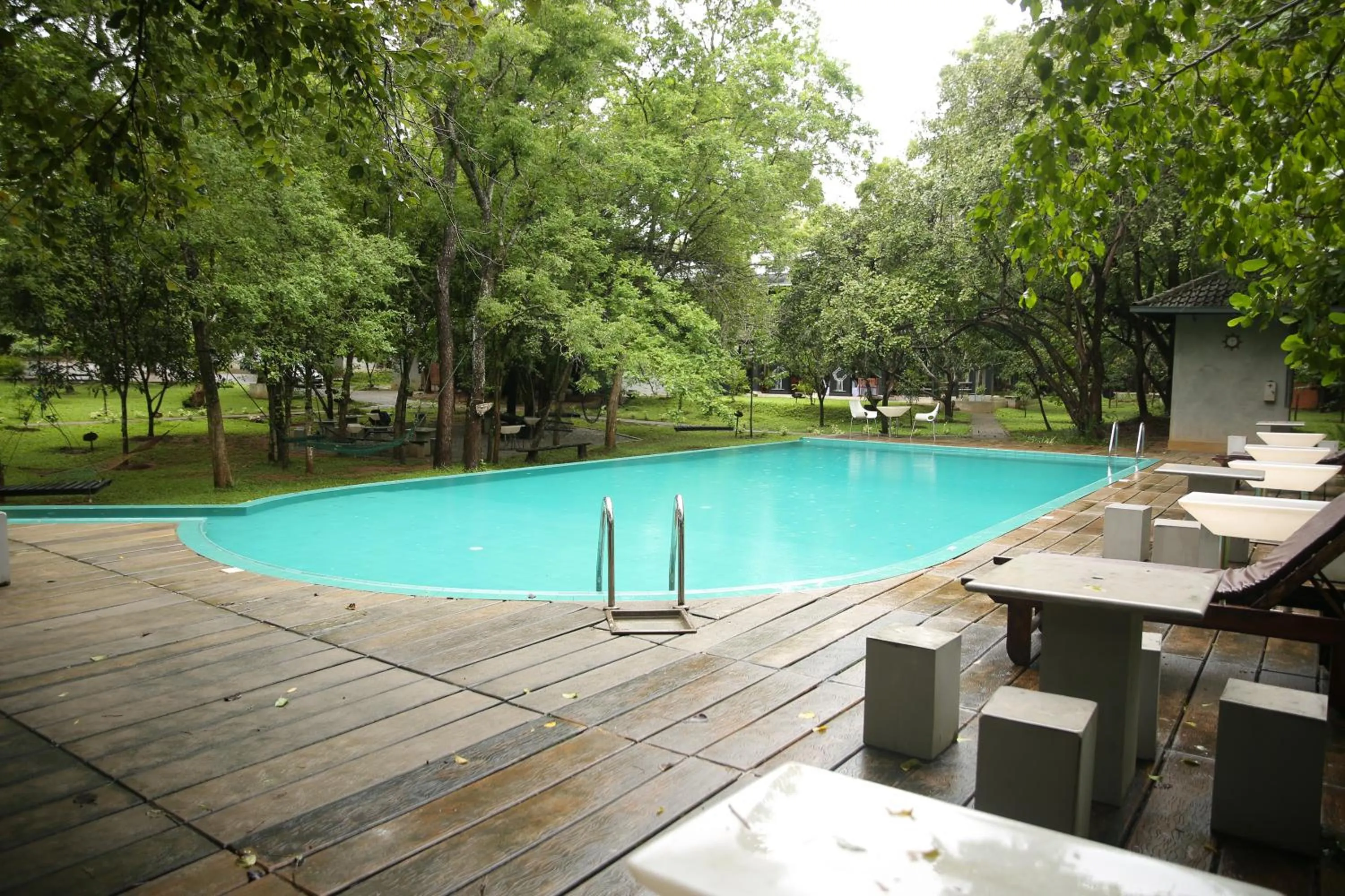 Garden view in Nil Diya Mankada Safari Lodge