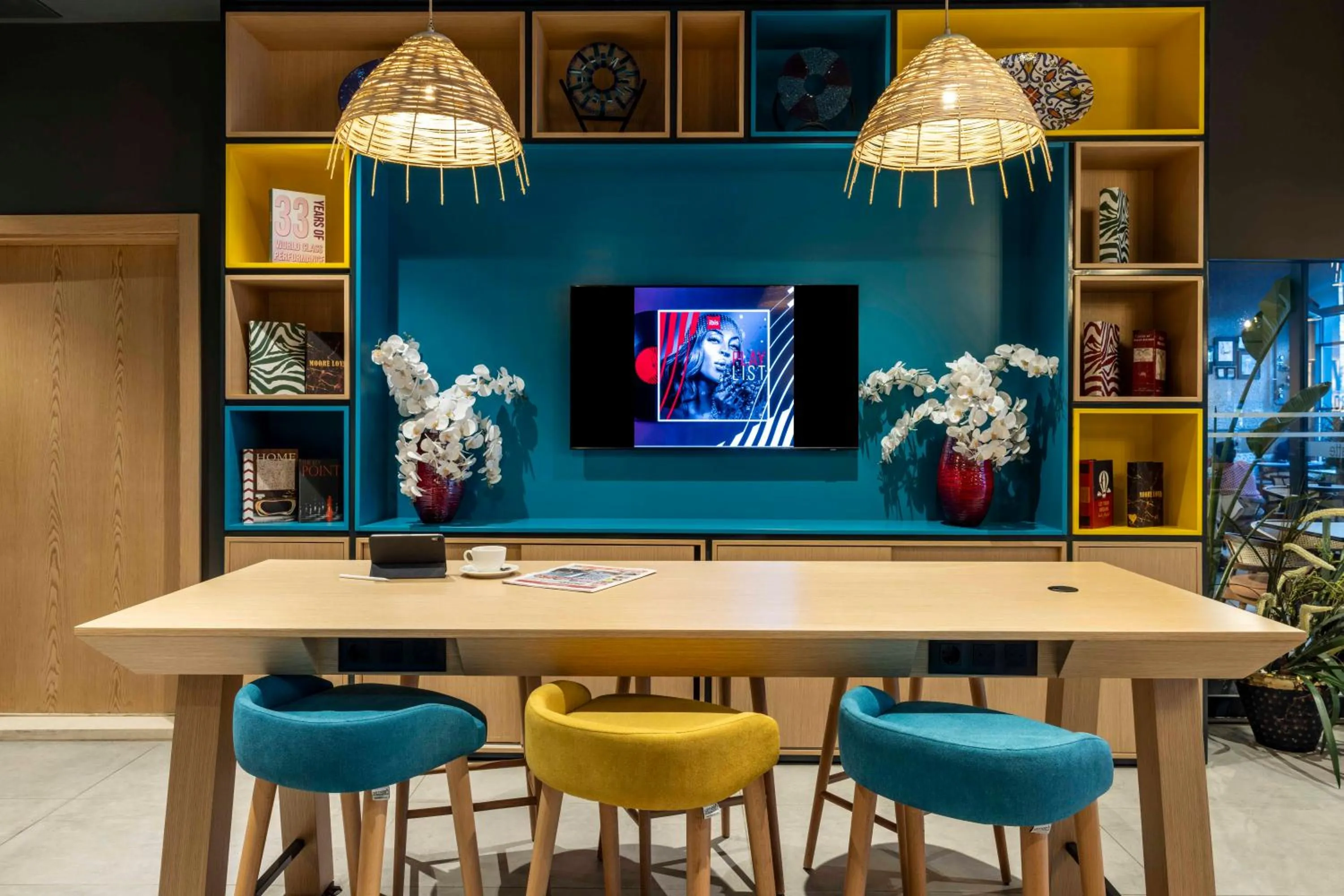 Lobby or reception in ibis Istanbul Sisli