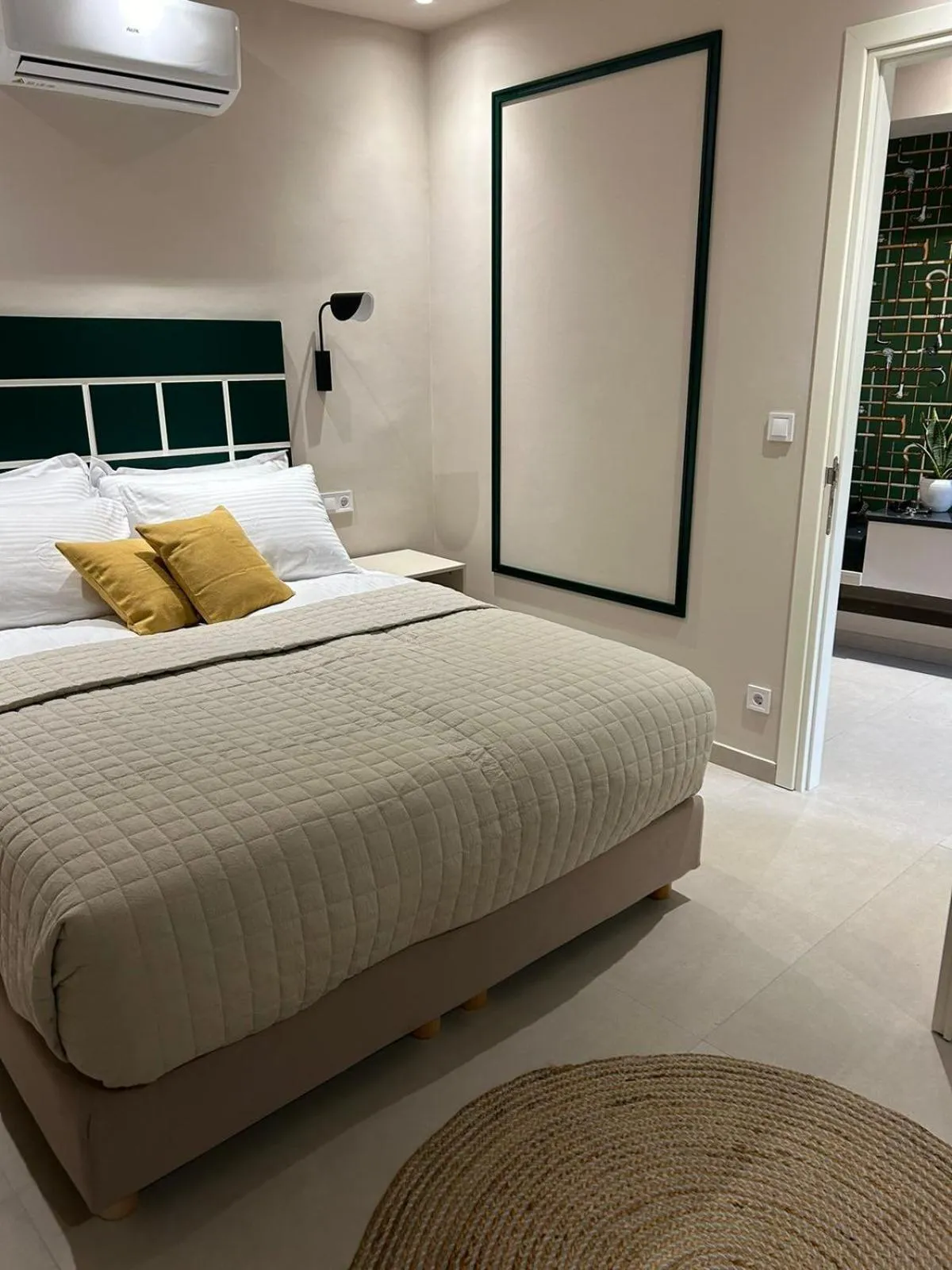 Bedroom, Bed in Living Yard Thissio