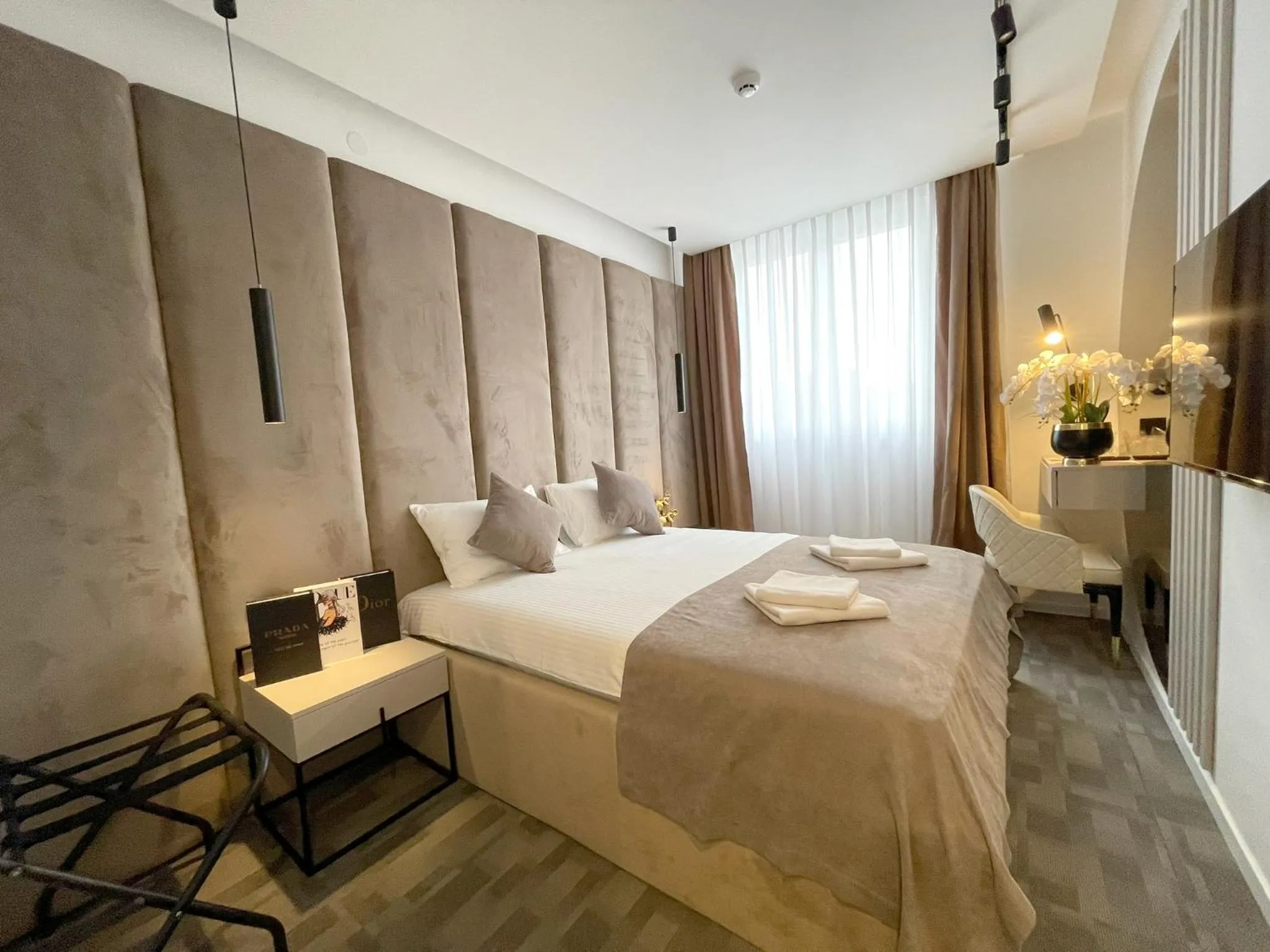 Bed in Hotel NPL CODE