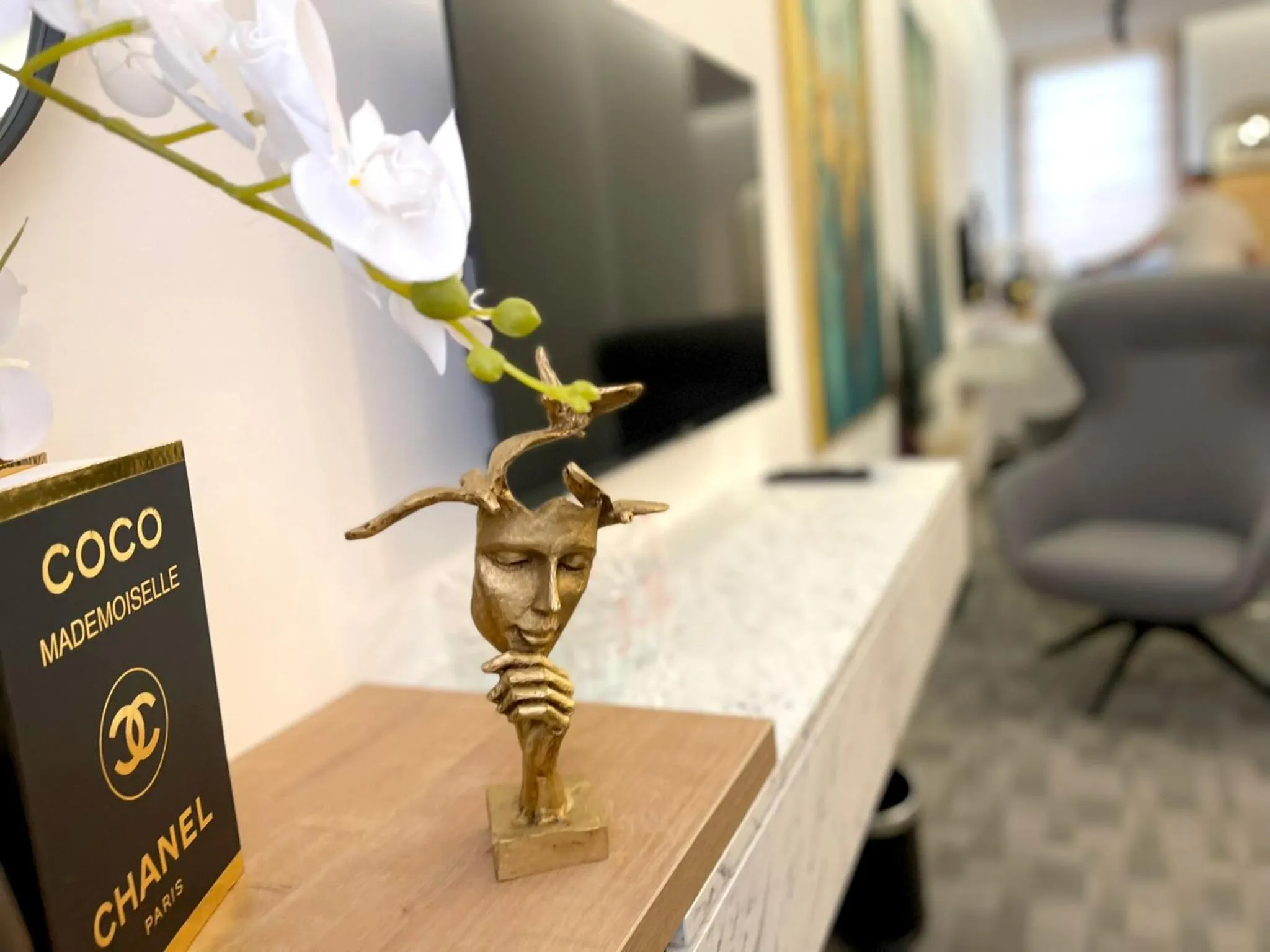 TV and multimedia in Hotel NPL CODE