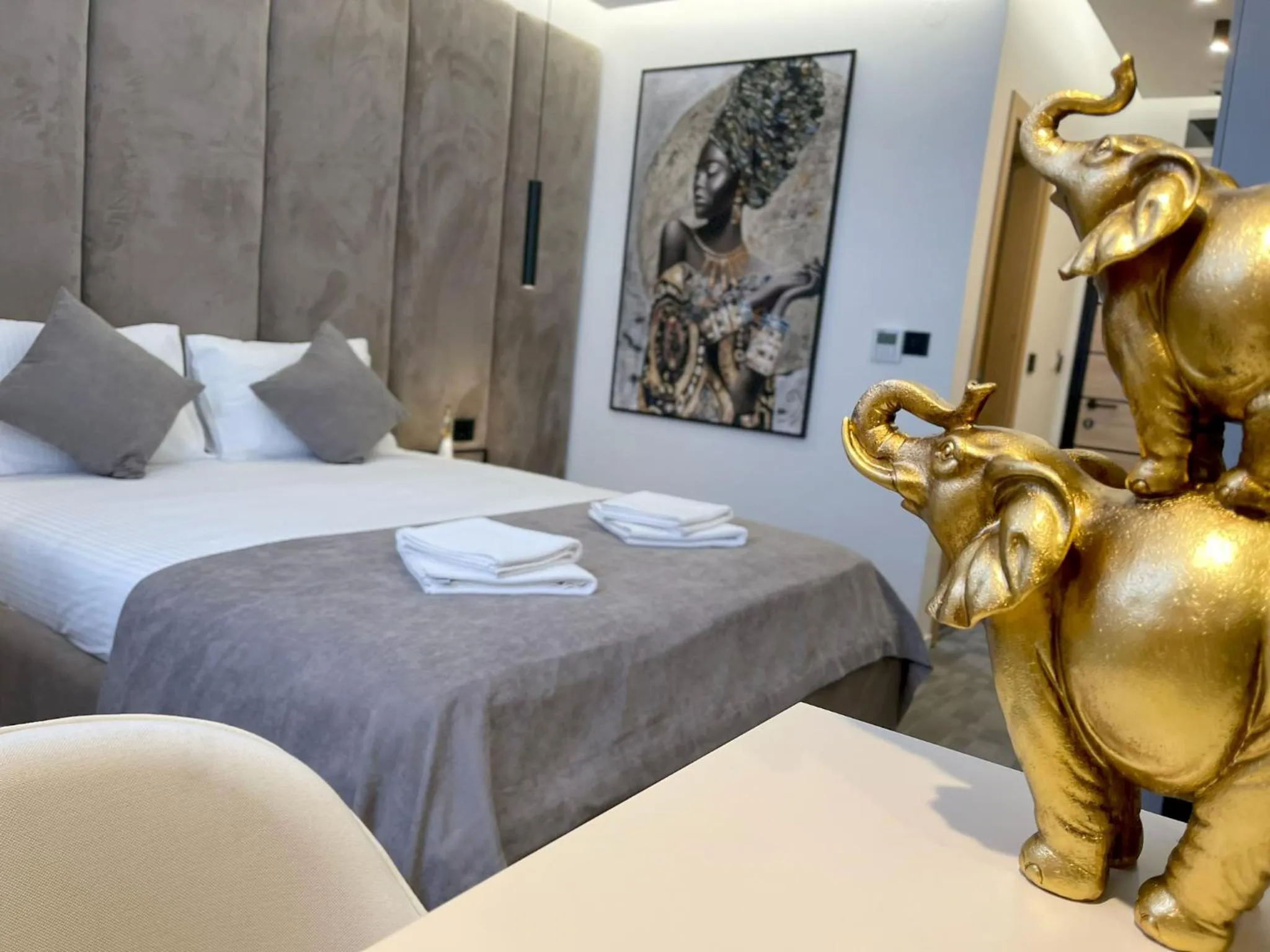 Bed in Hotel NPL CODE