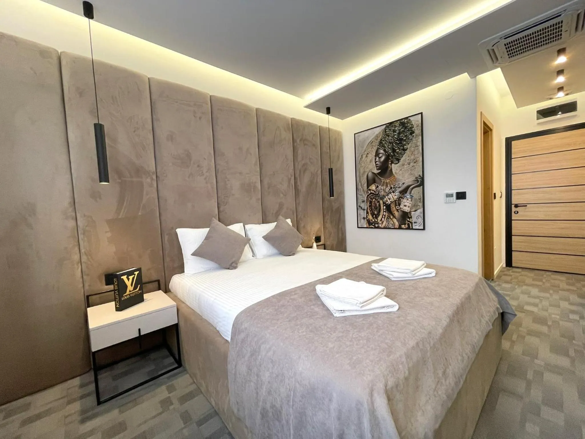 Bed in Hotel NPL CODE