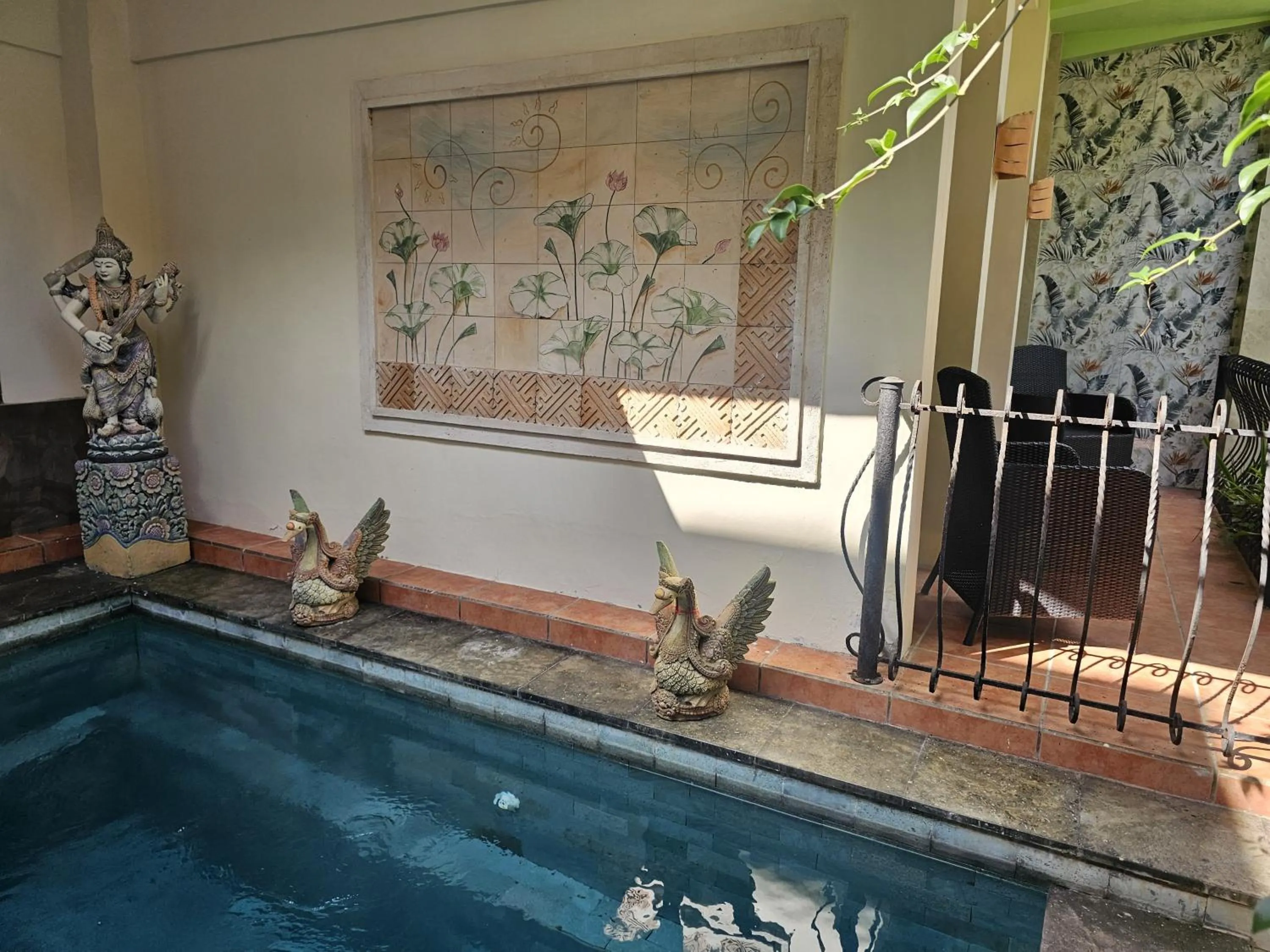 Swimming pool in GWK View Boutique Hotel and Residence