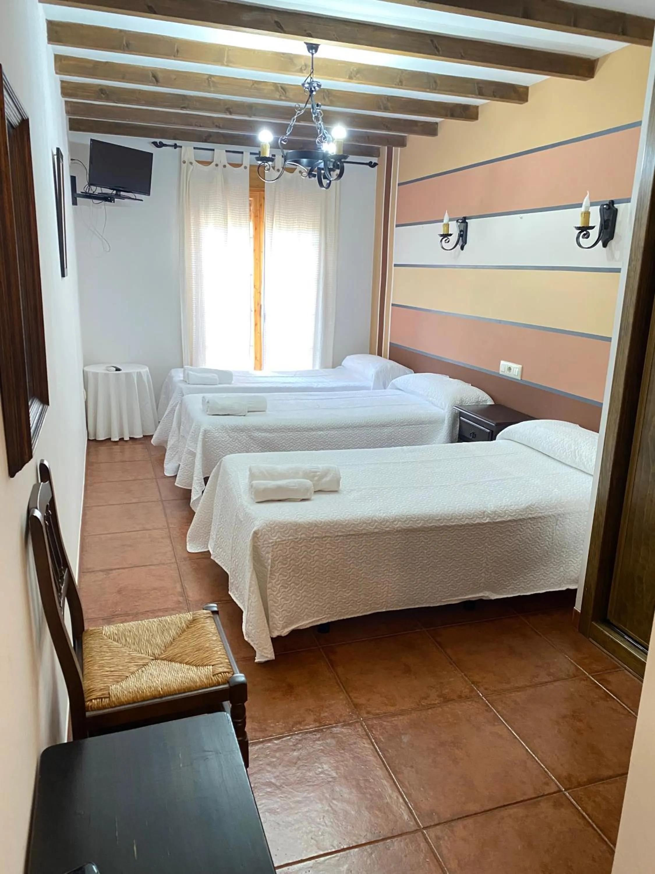 Decorative detail, Bed in Hostal El Descanso Del Emperador