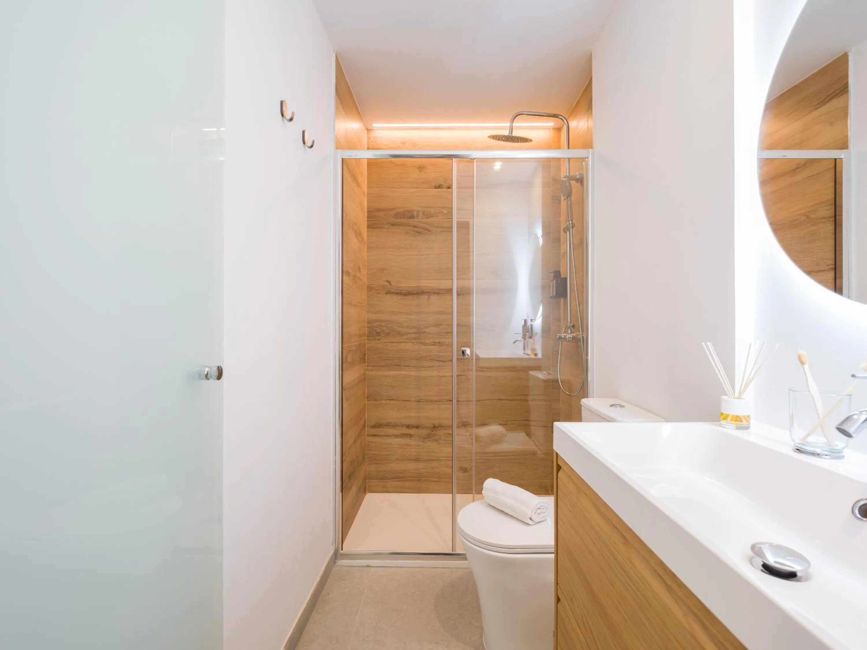 Shower in Shabolo Apartments Las Palmas