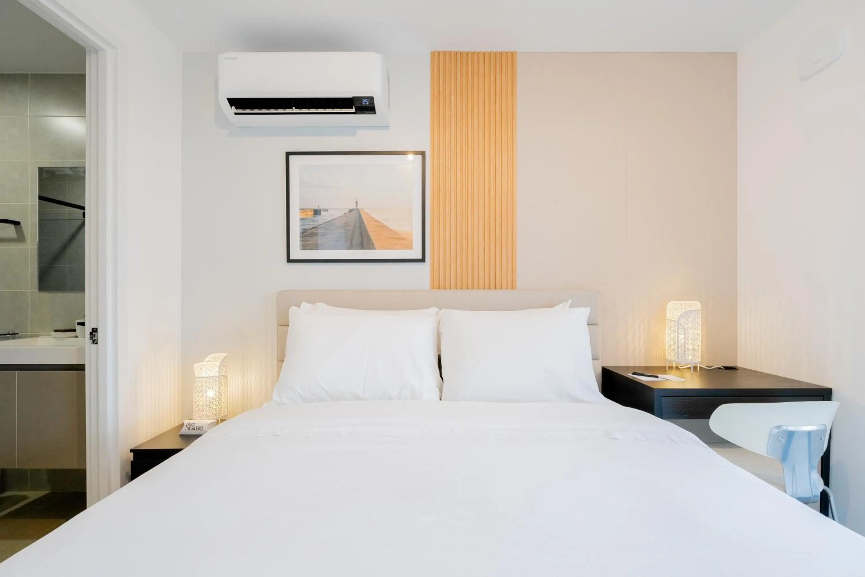 Bedroom, Bed in Wynwood House San Francisco