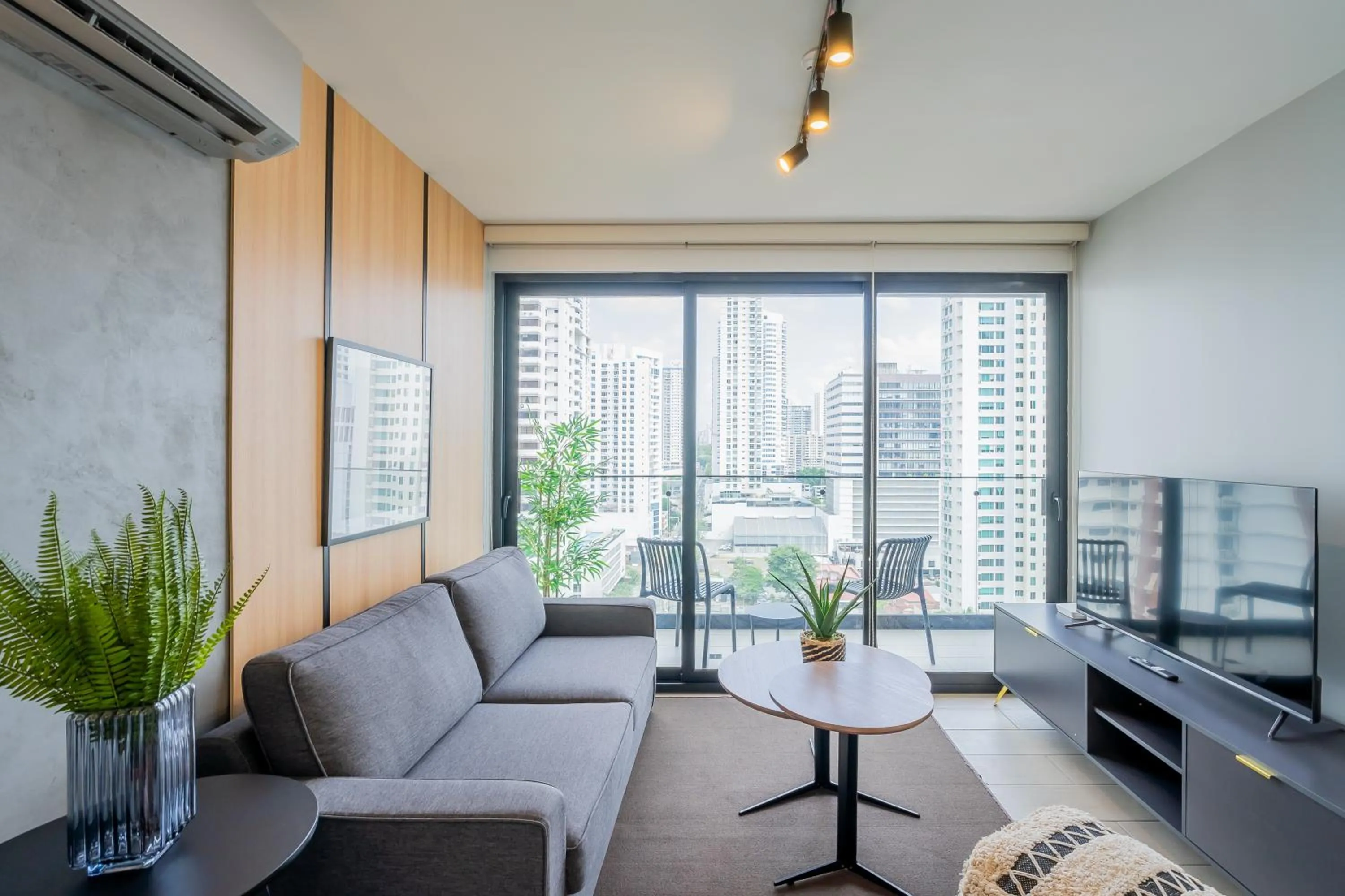 Living room in Wynwood House San Francisco