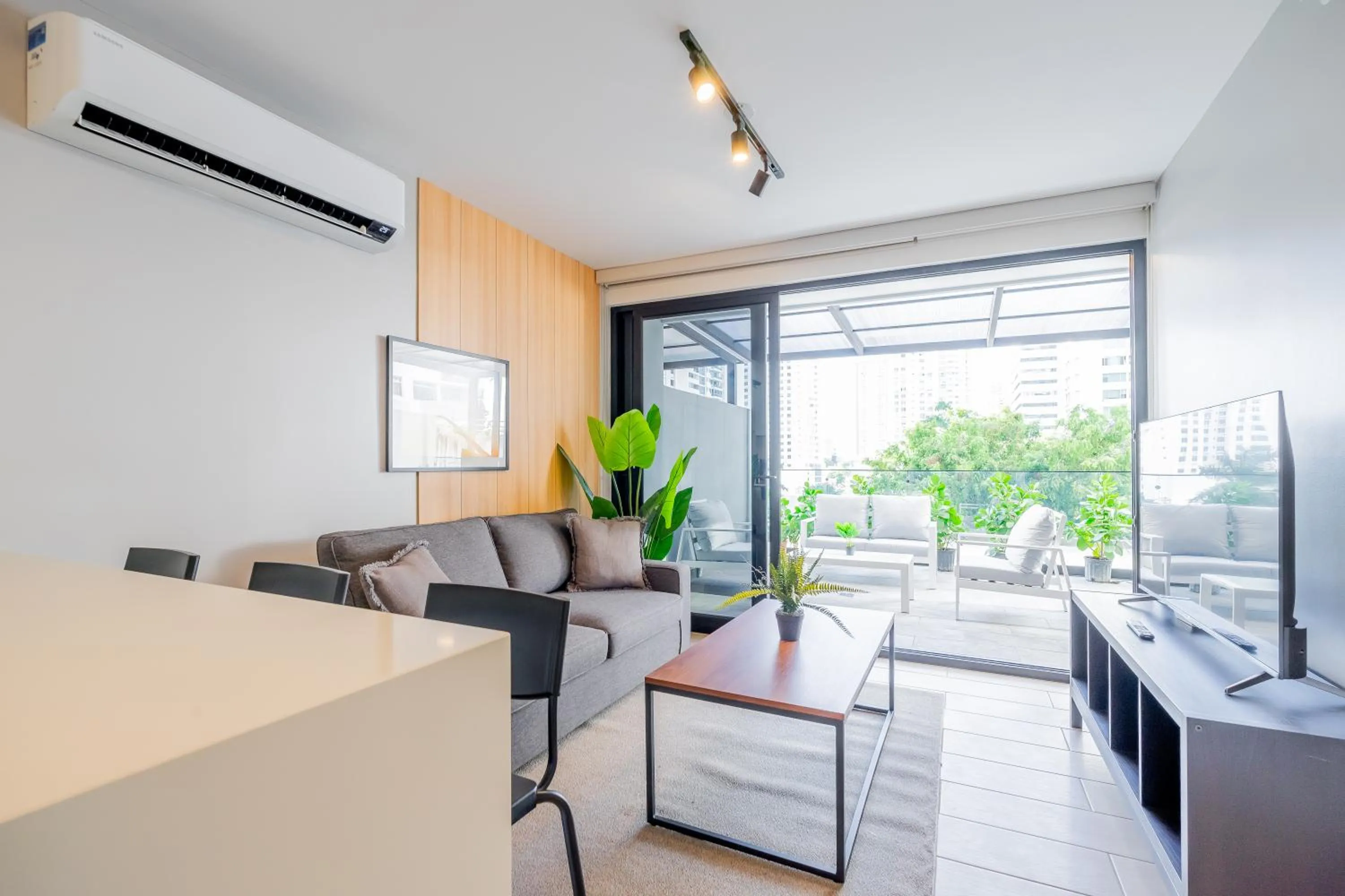 Living room in Wynwood House San Francisco
