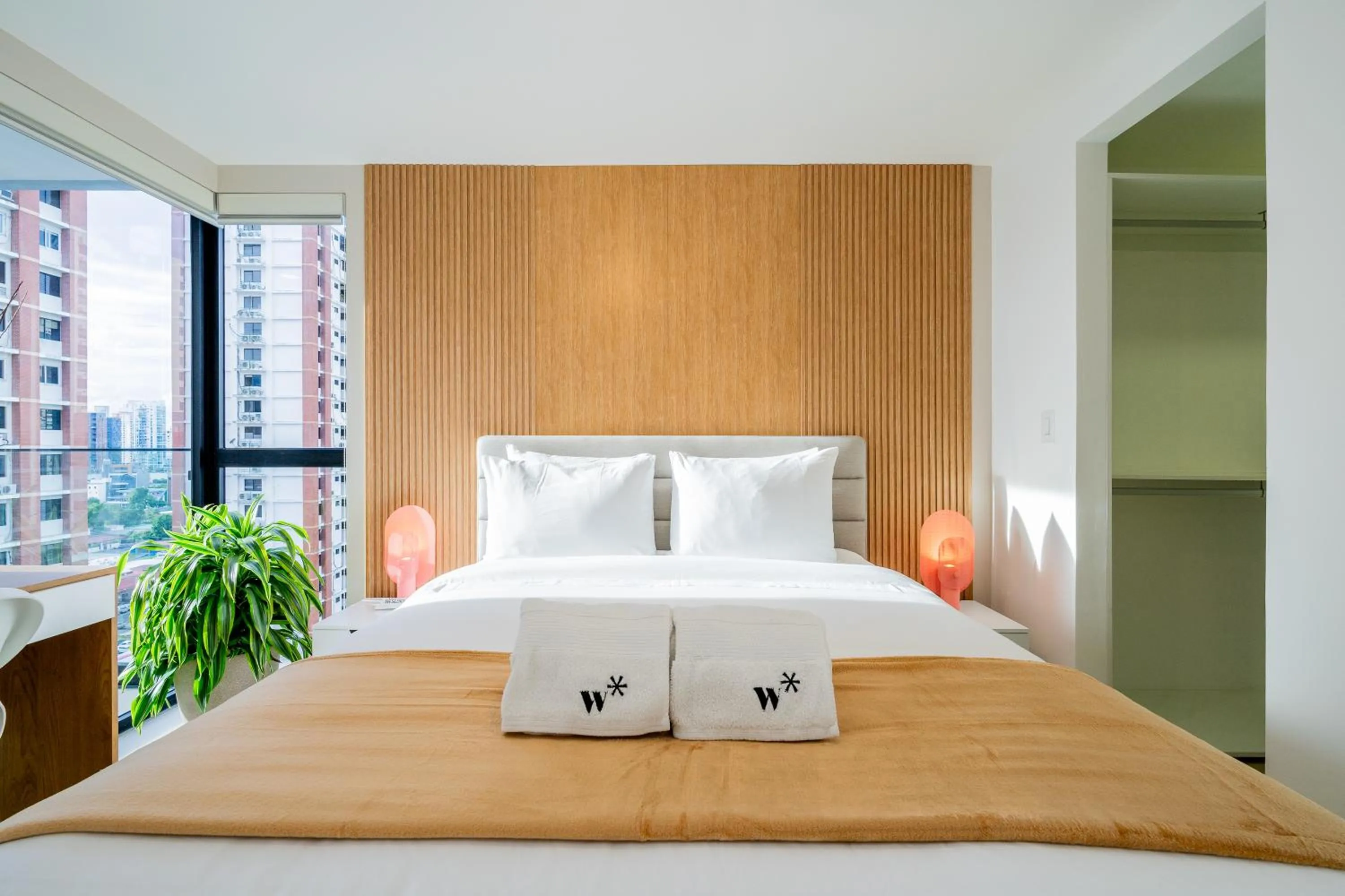 Bedroom, Bed in Wynwood House San Francisco