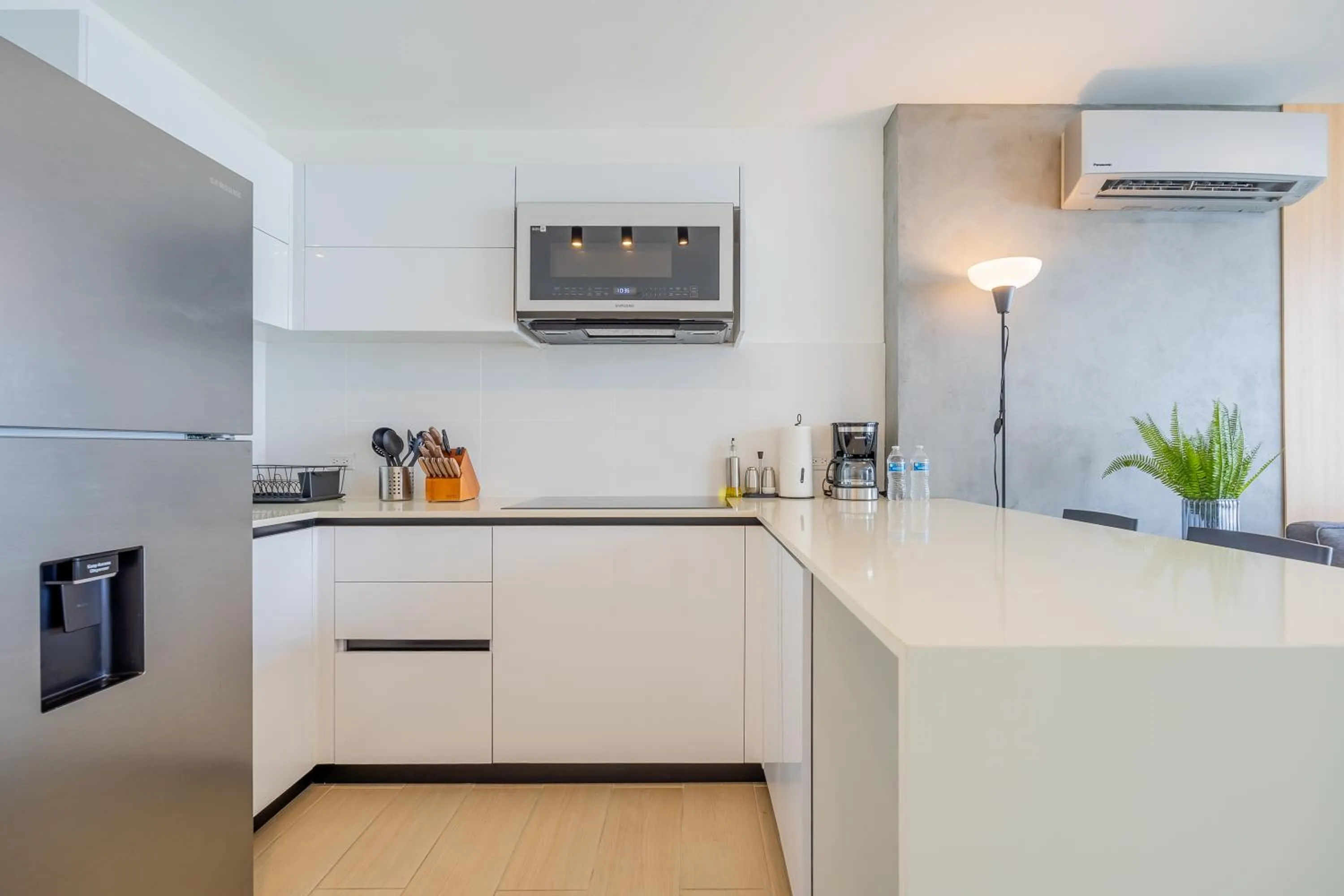 Kitchen or kitchenette in Wynwood House San Francisco
