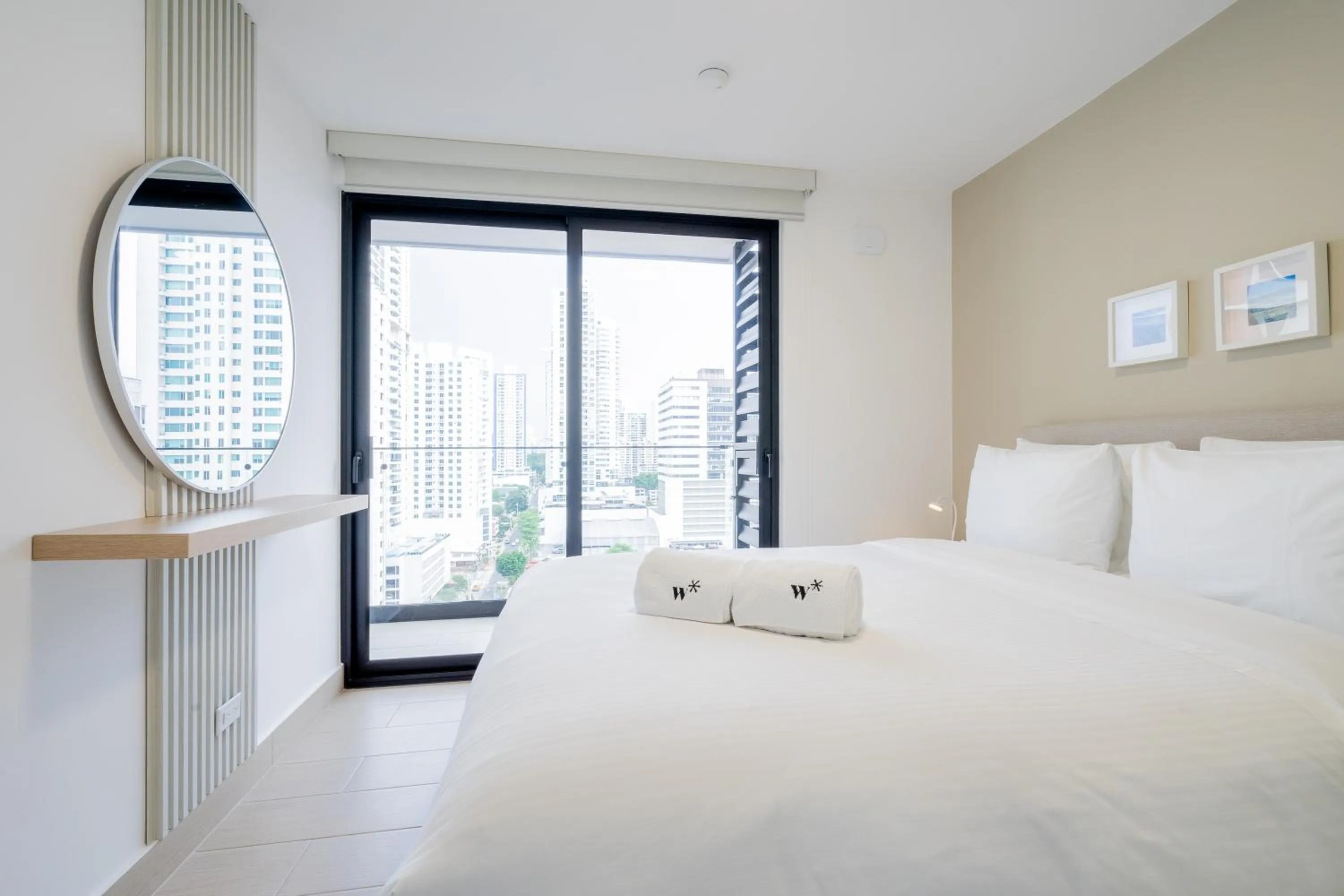 Bedroom, Bed in Wynwood House San Francisco