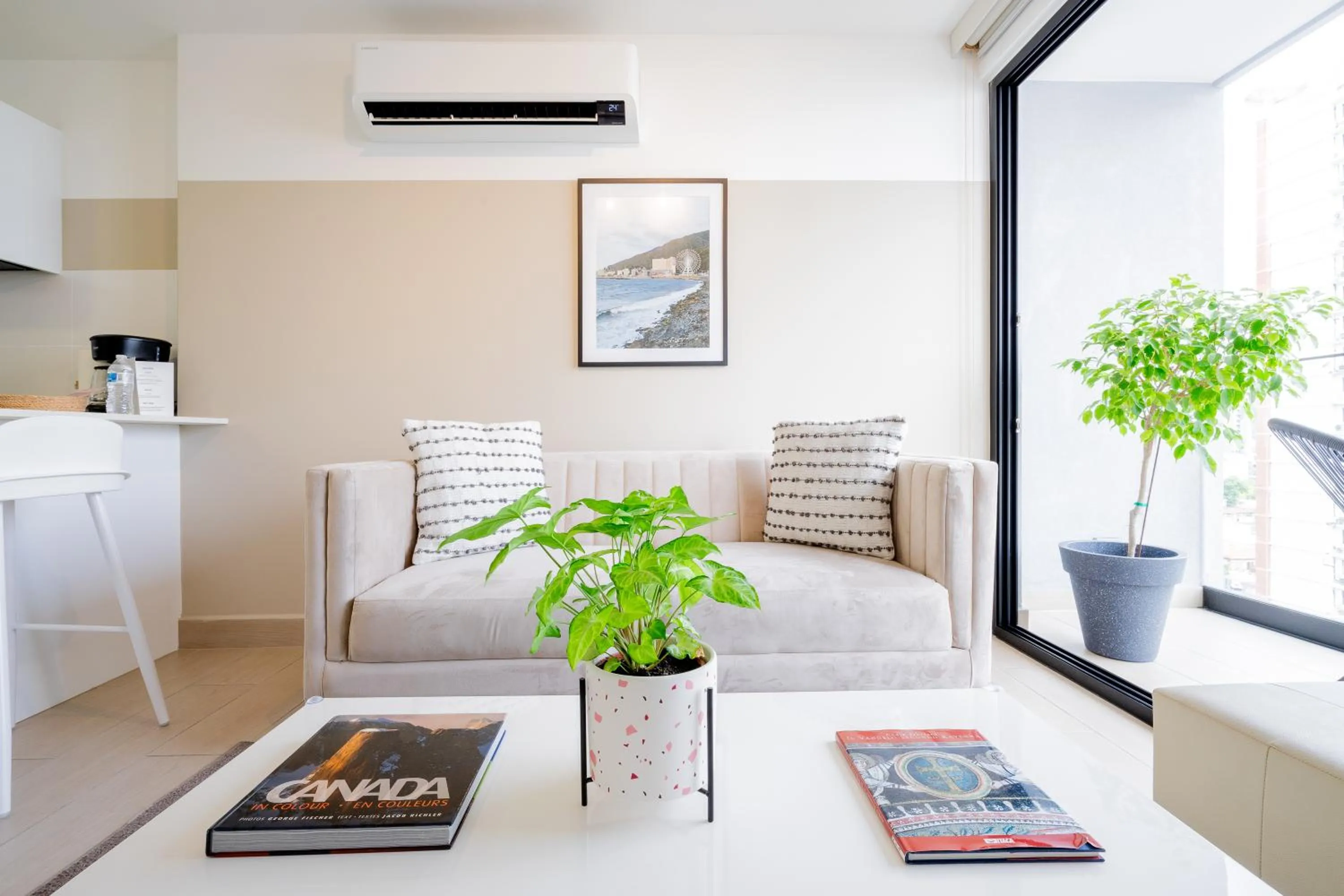 Living room in Wynwood House San Francisco