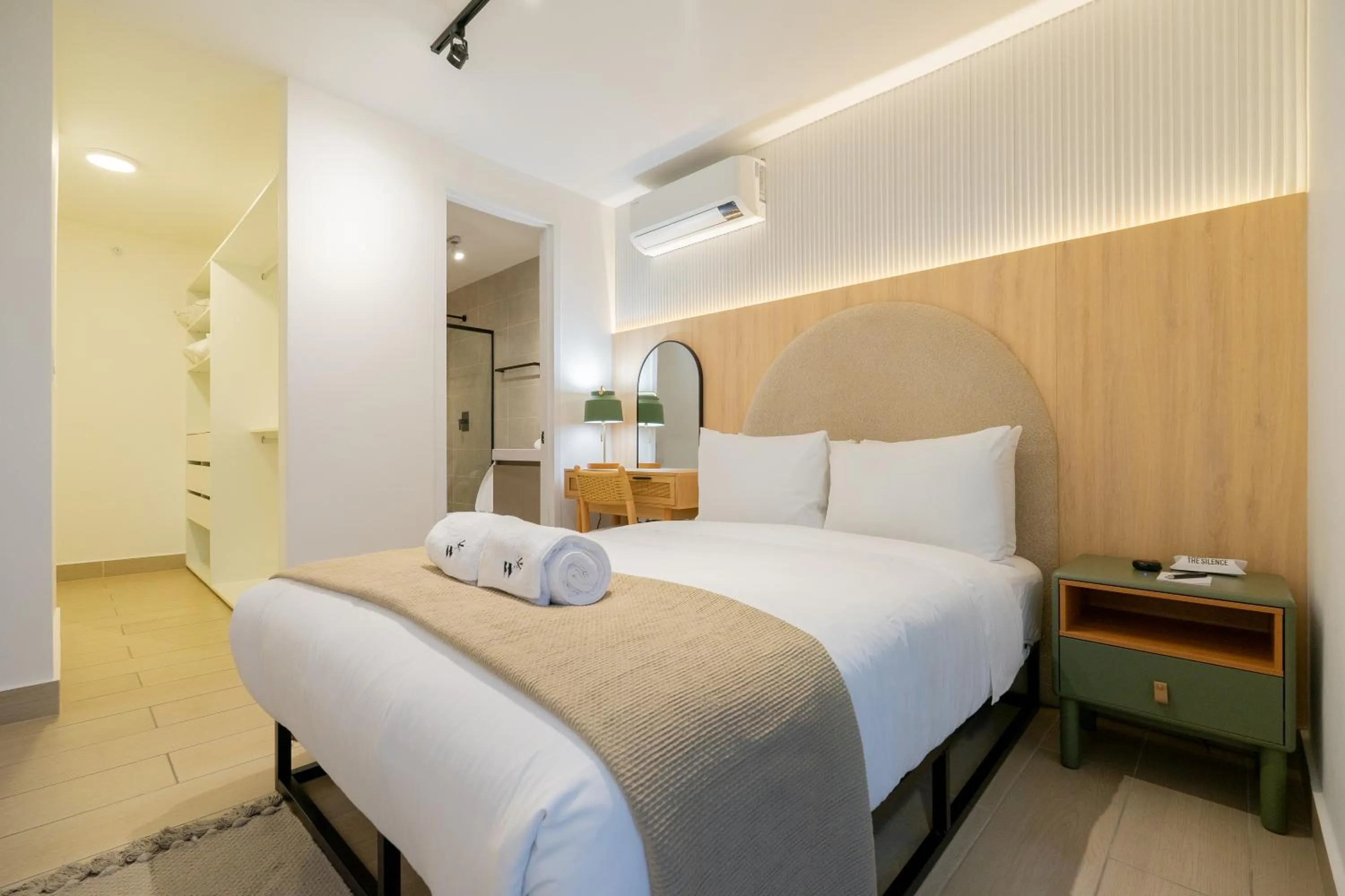 Bedroom, Bed in Wynwood House San Francisco