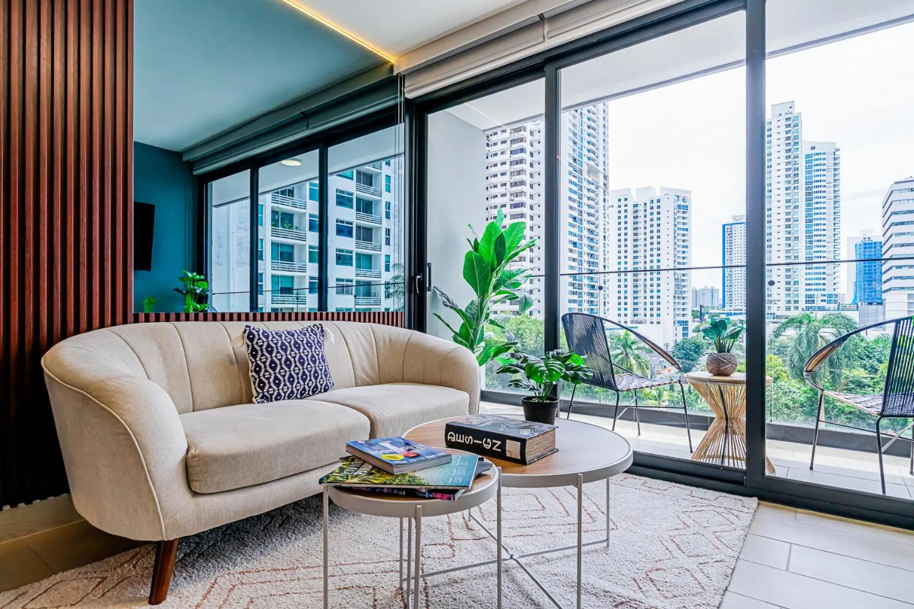 Living room in Wynwood House San Francisco