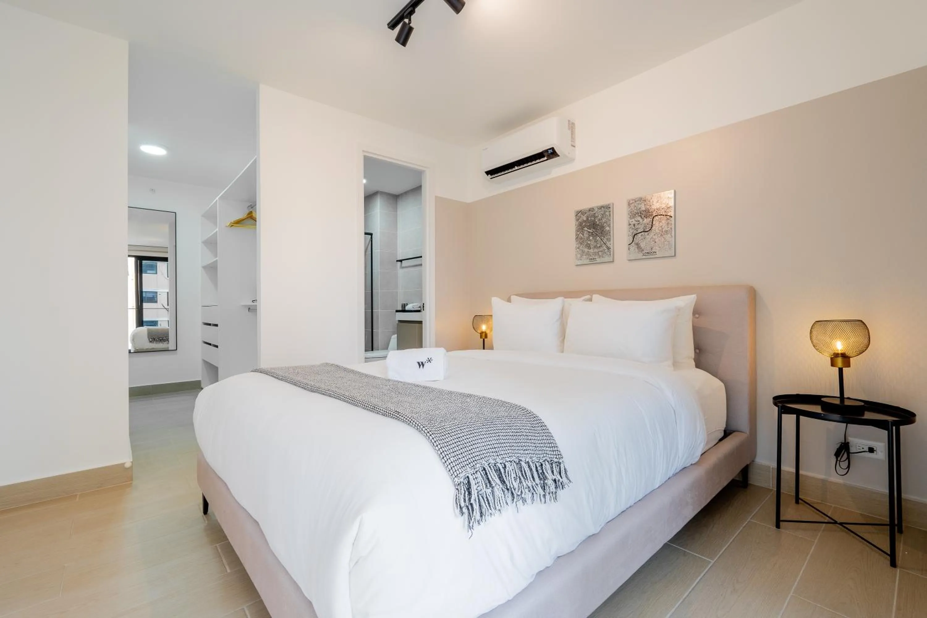 Bedroom, Bed in Wynwood House San Francisco