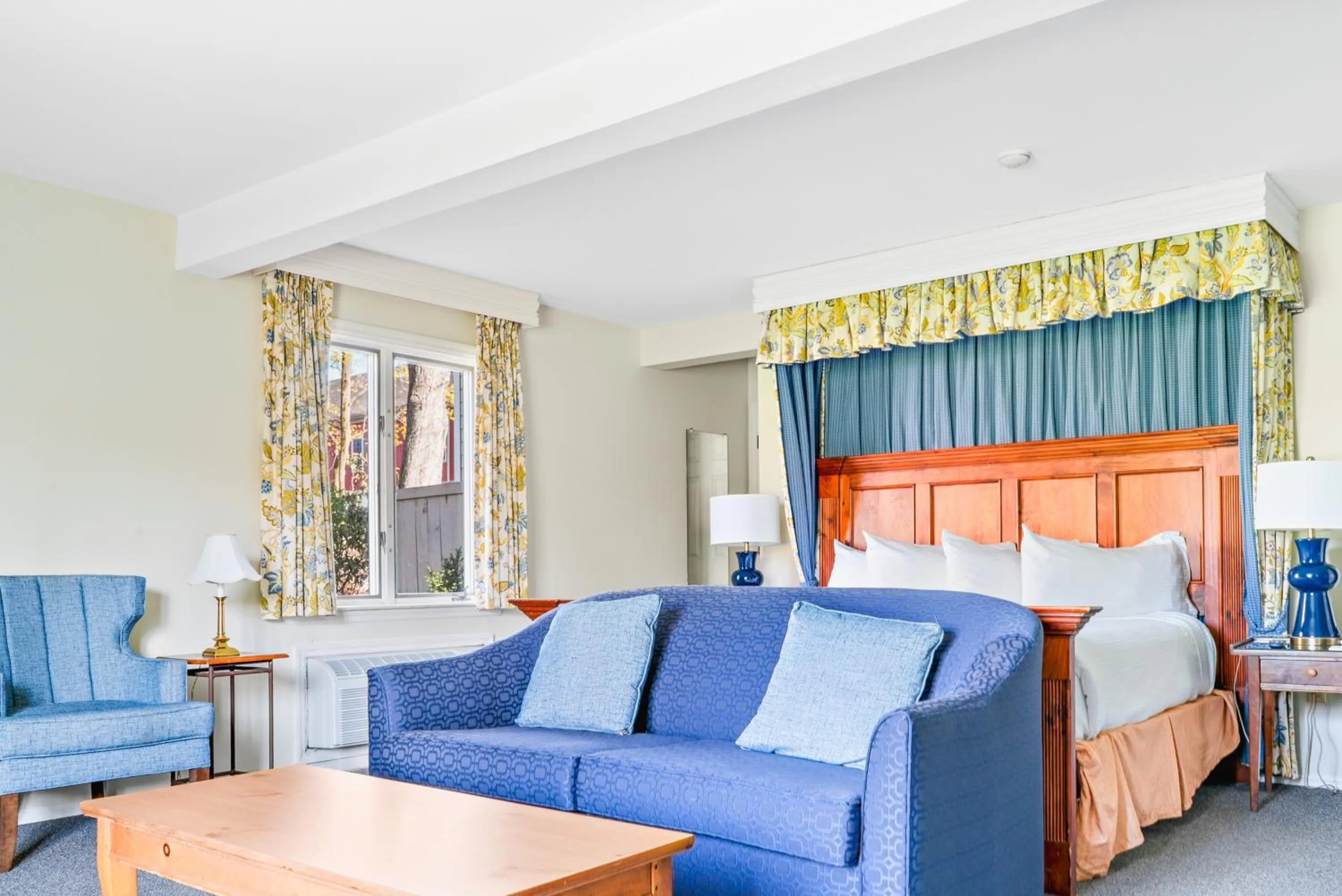 Beekman Arms and Delamater Inn