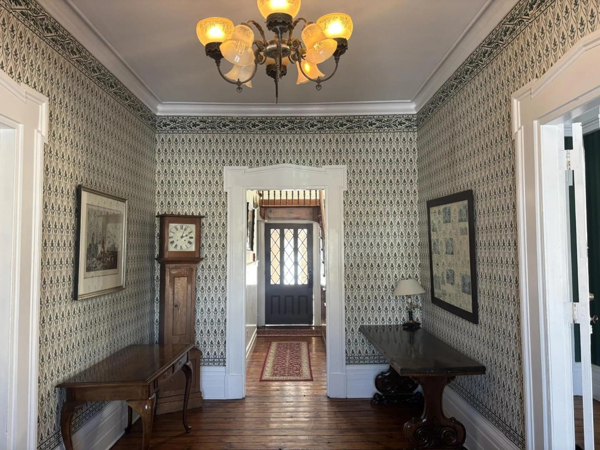 Beekman Arms and Delamater Inn