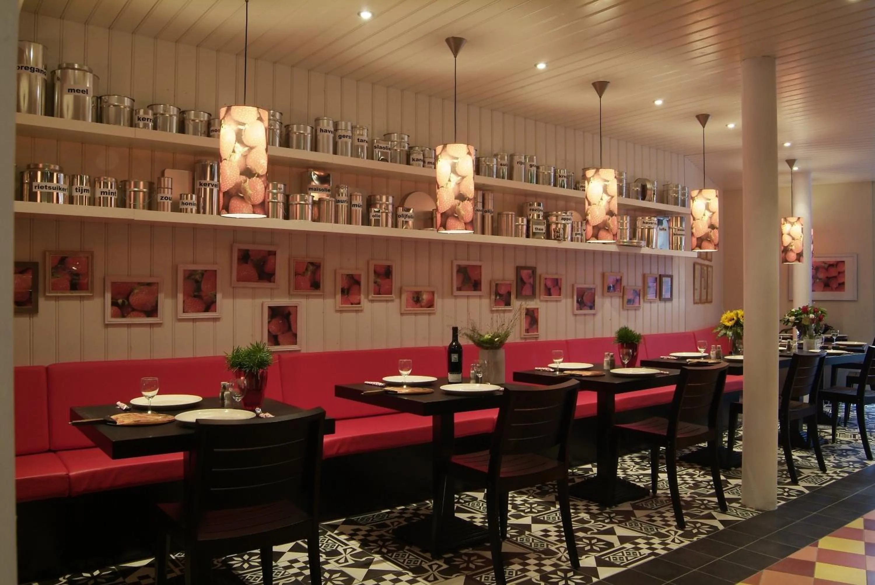 Restaurant/places to eat in Hotel Pannenkoekhuis Vierwegen