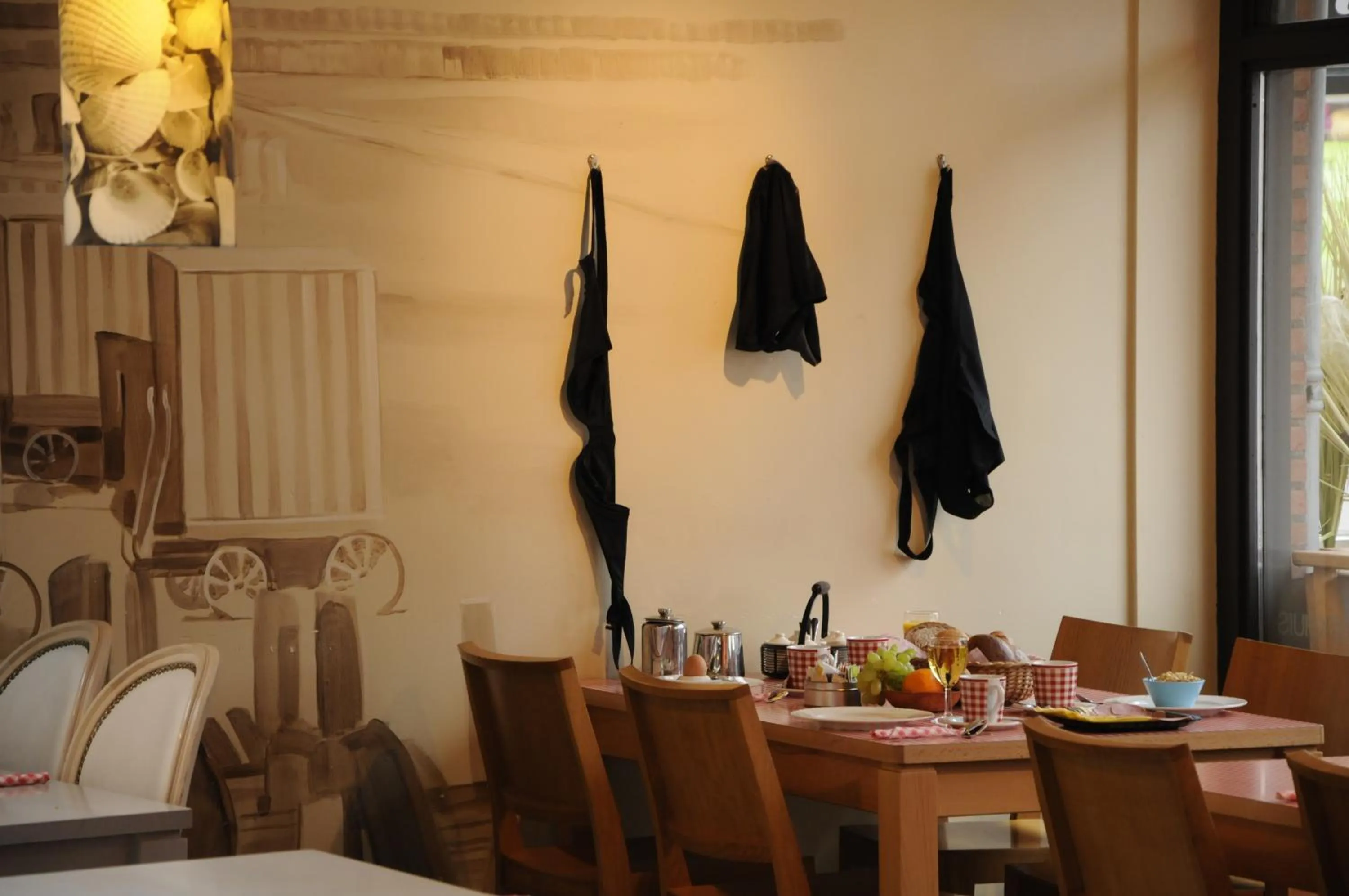 Staff in Hotel Pannenkoekhuis Vierwegen