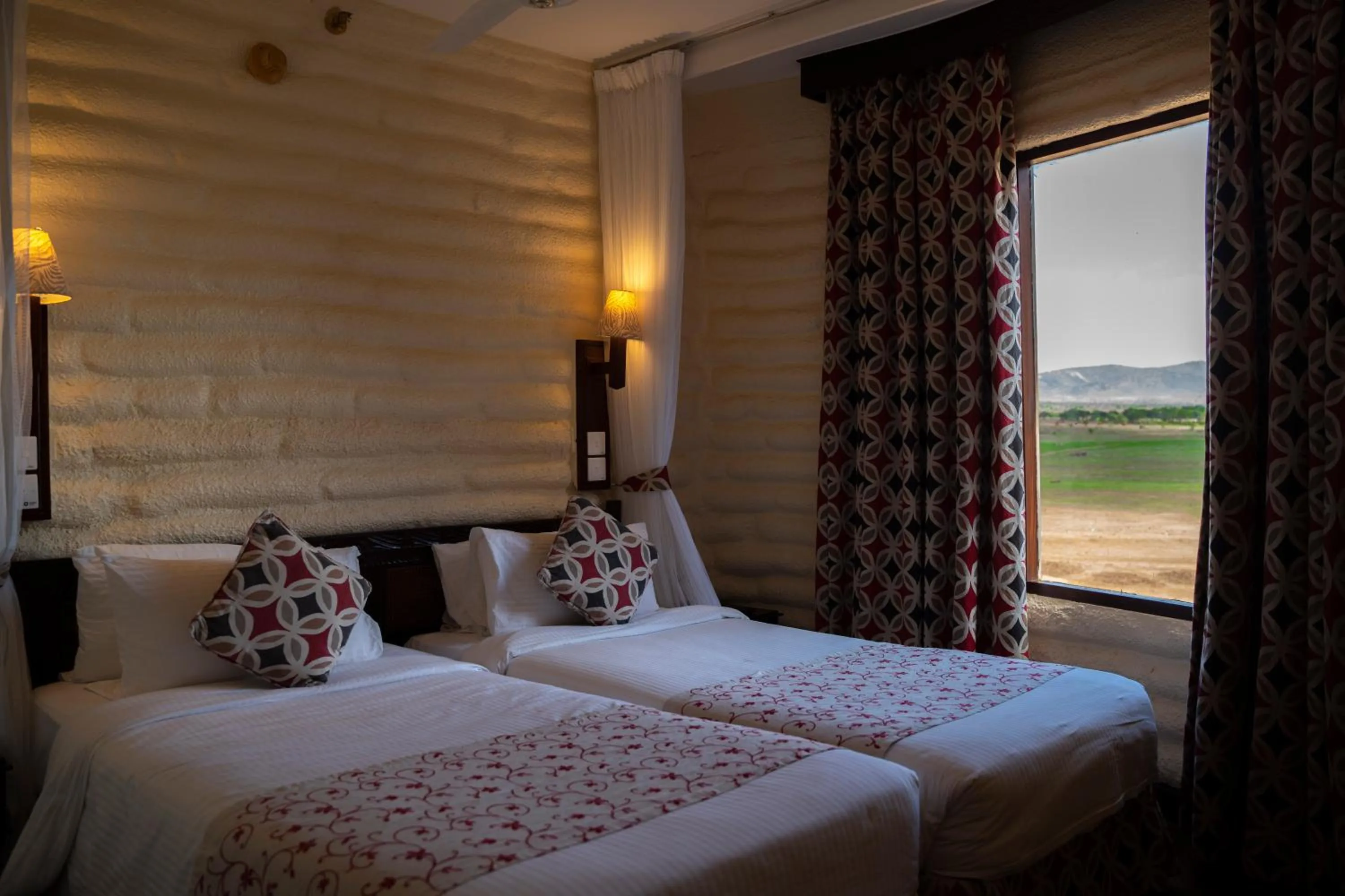 Bedroom, Bed in Salt Lick Safari Lodge