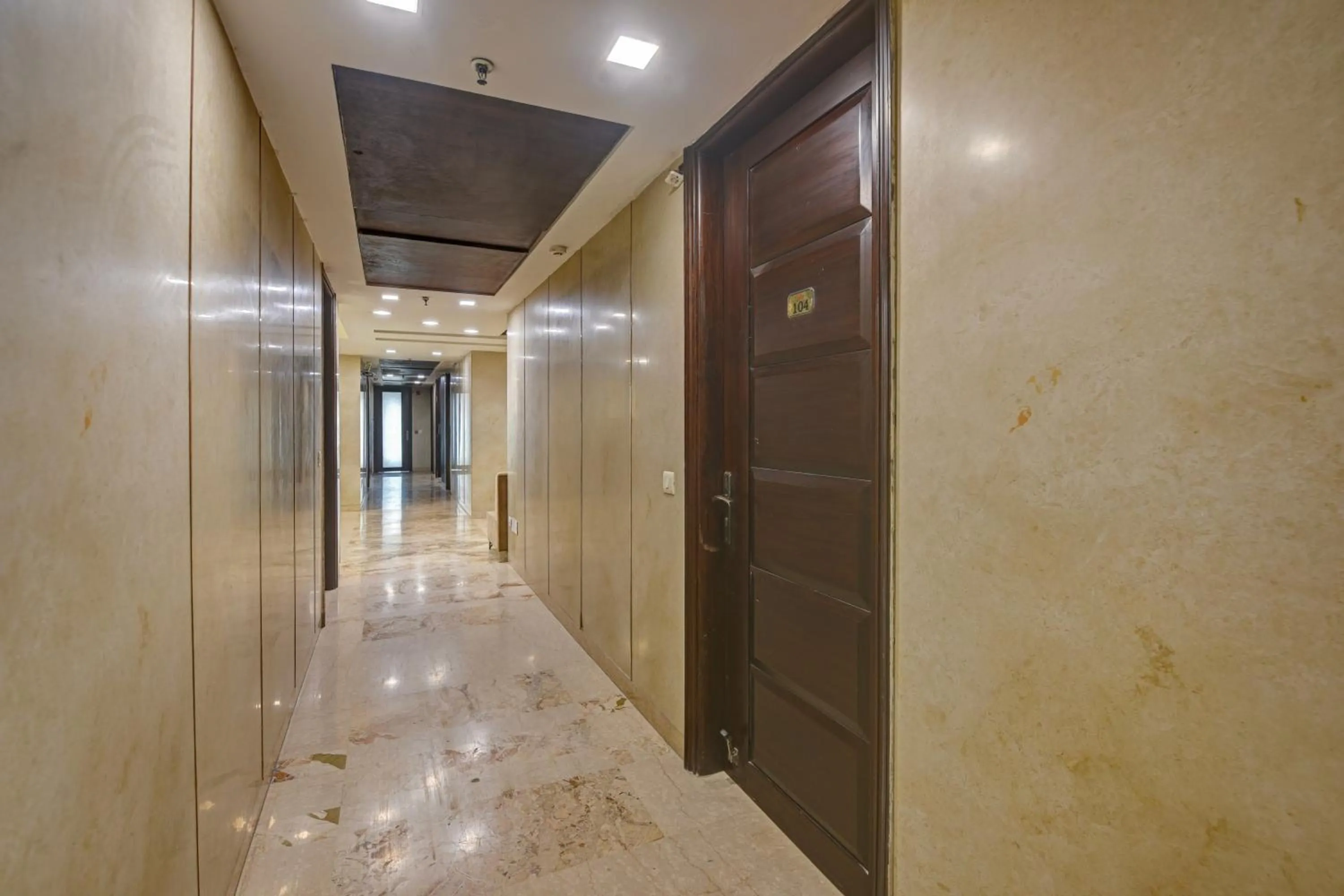 Lobby or reception in Qotel Signature Lavish Inn Rajouri Garden