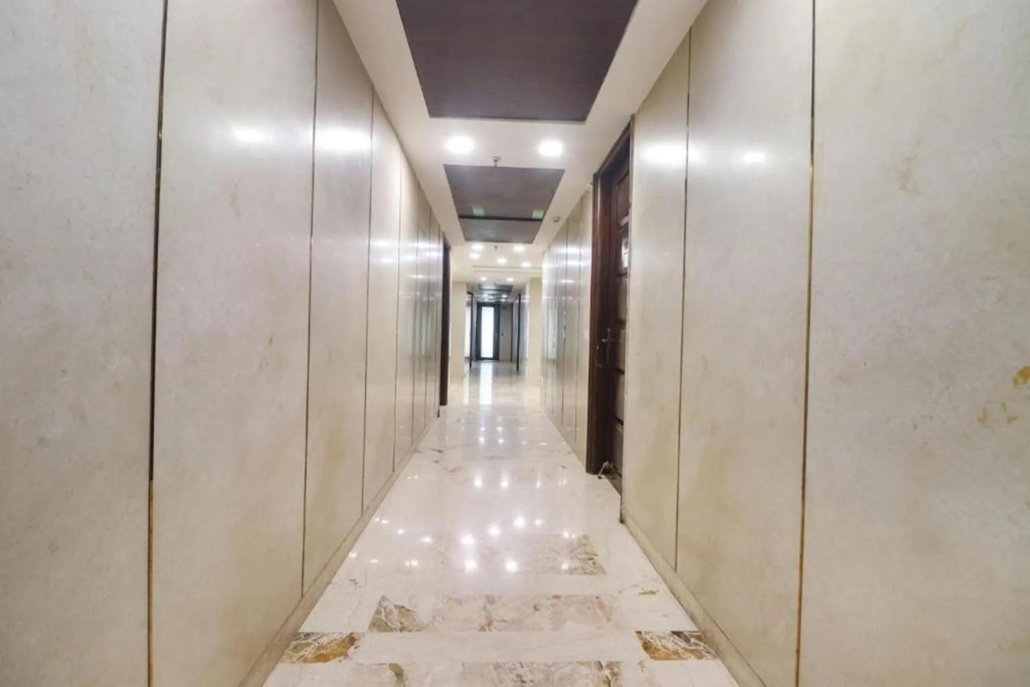 Lobby or reception in Qotel Signature Lavish Inn Rajouri Garden