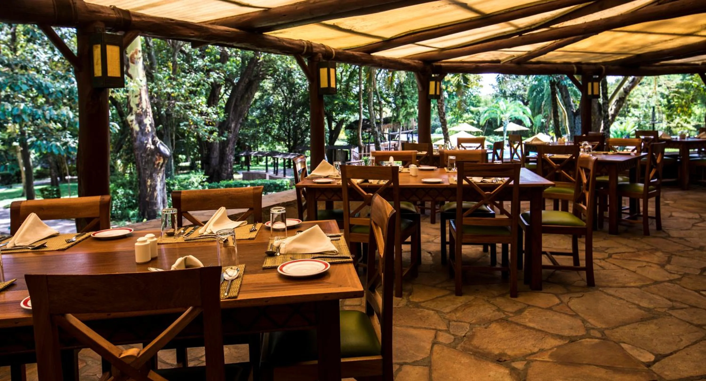 Restaurant/places to eat in Sarova Mara Game Camp
